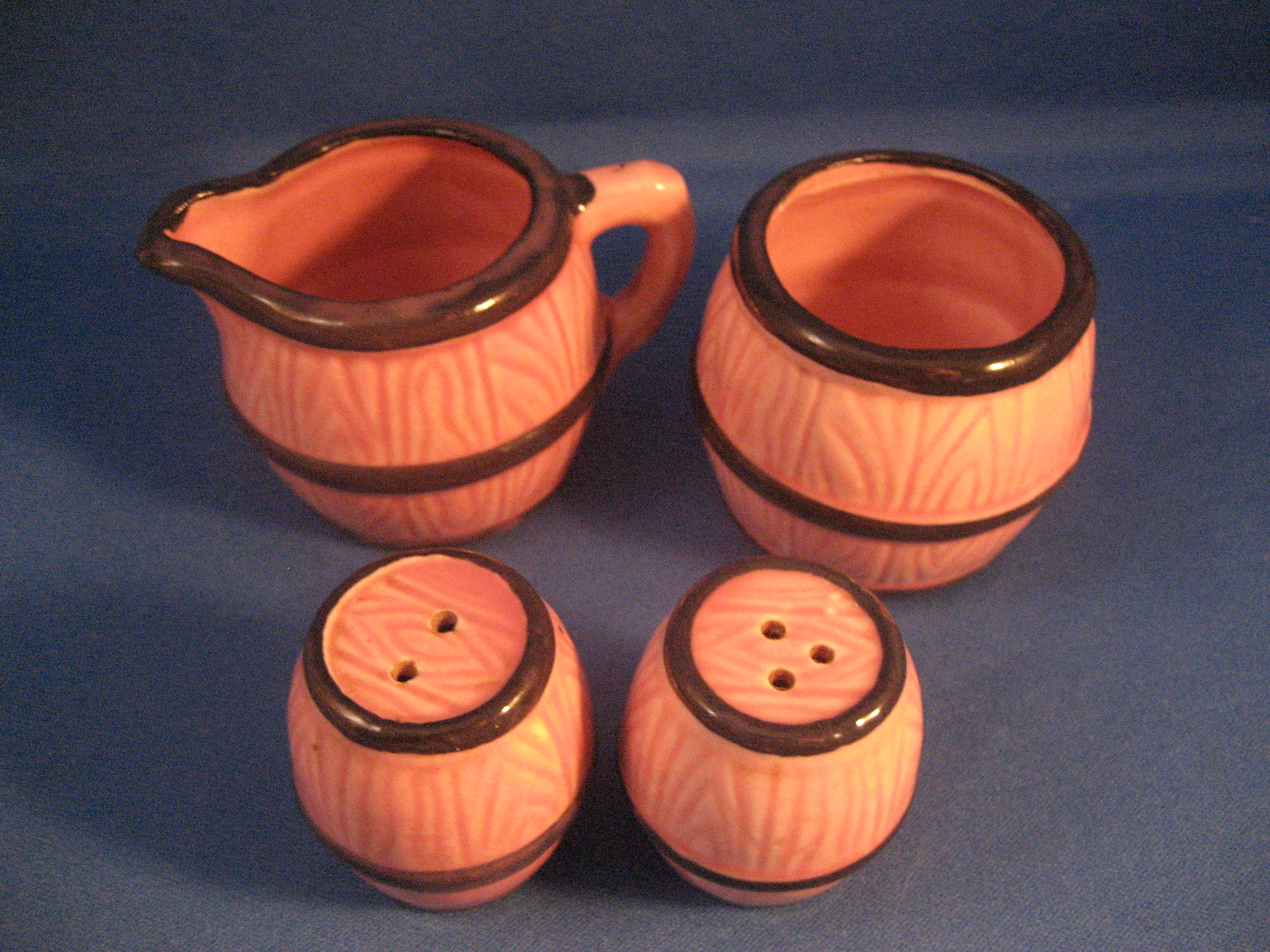 Barrell Salt and Pepper and Cream and Sugar Set