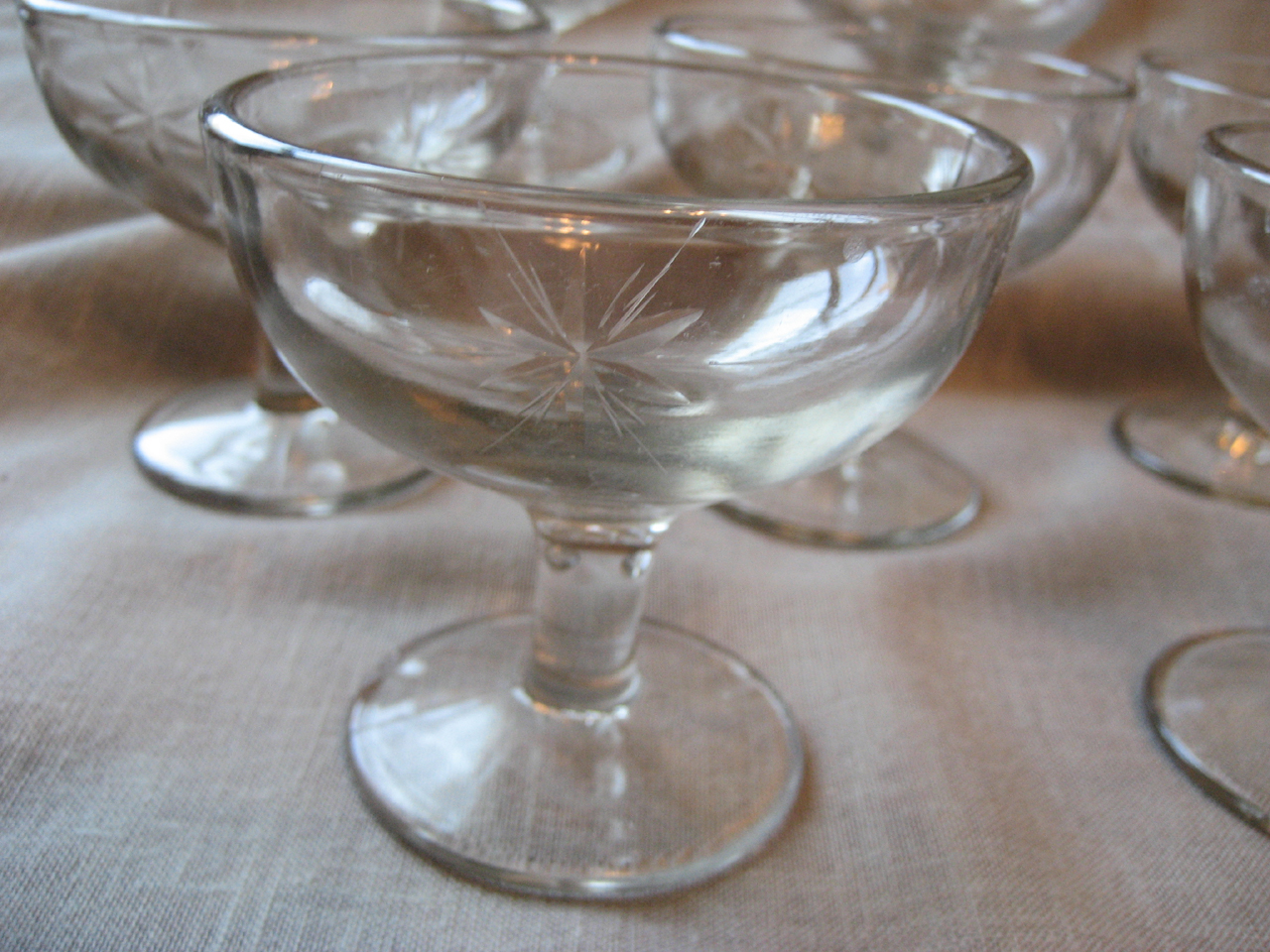 Mirror Image Ice Cream or Dessert Dishes