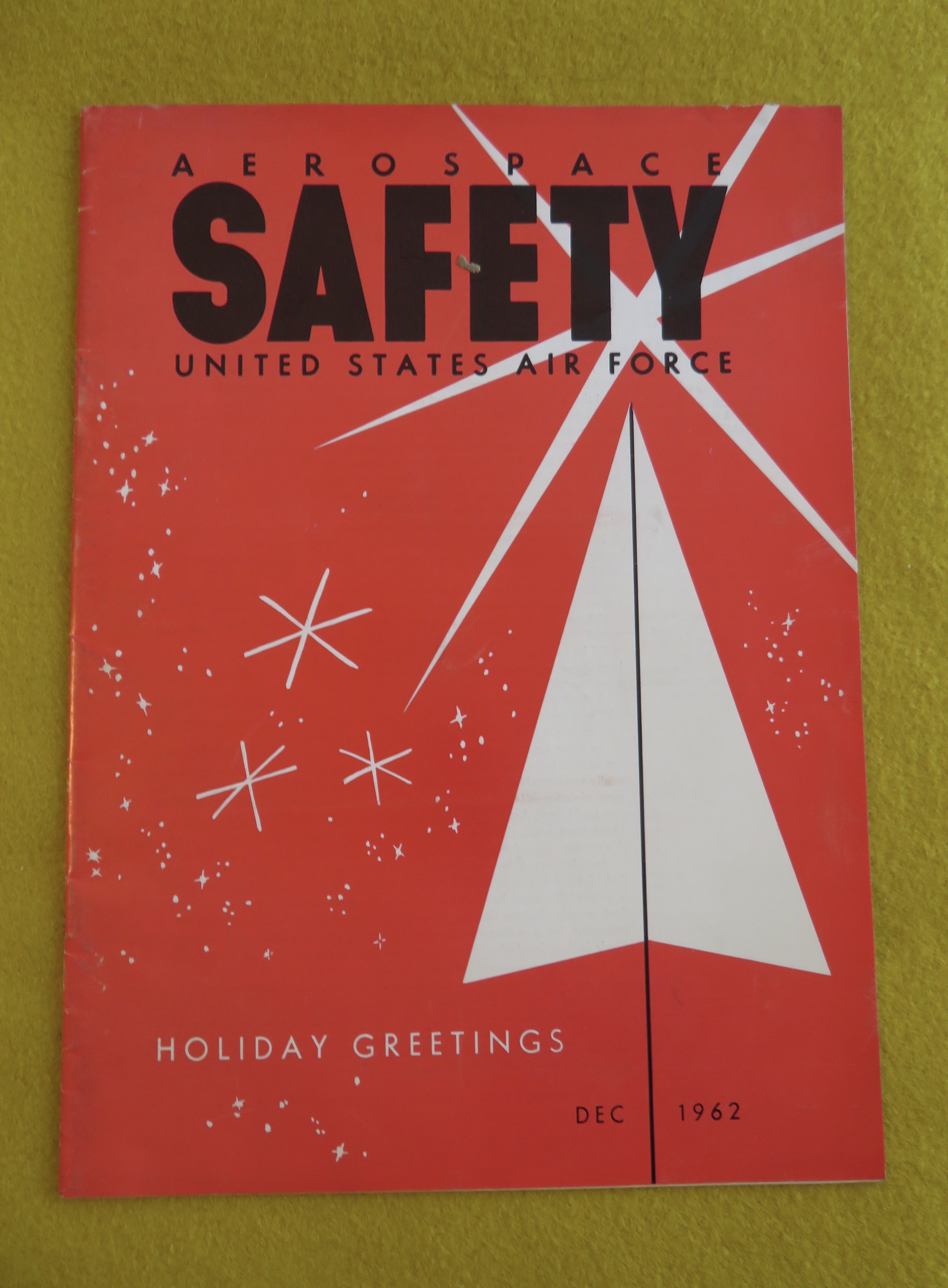 Aerospace Safety Magazine December 1962