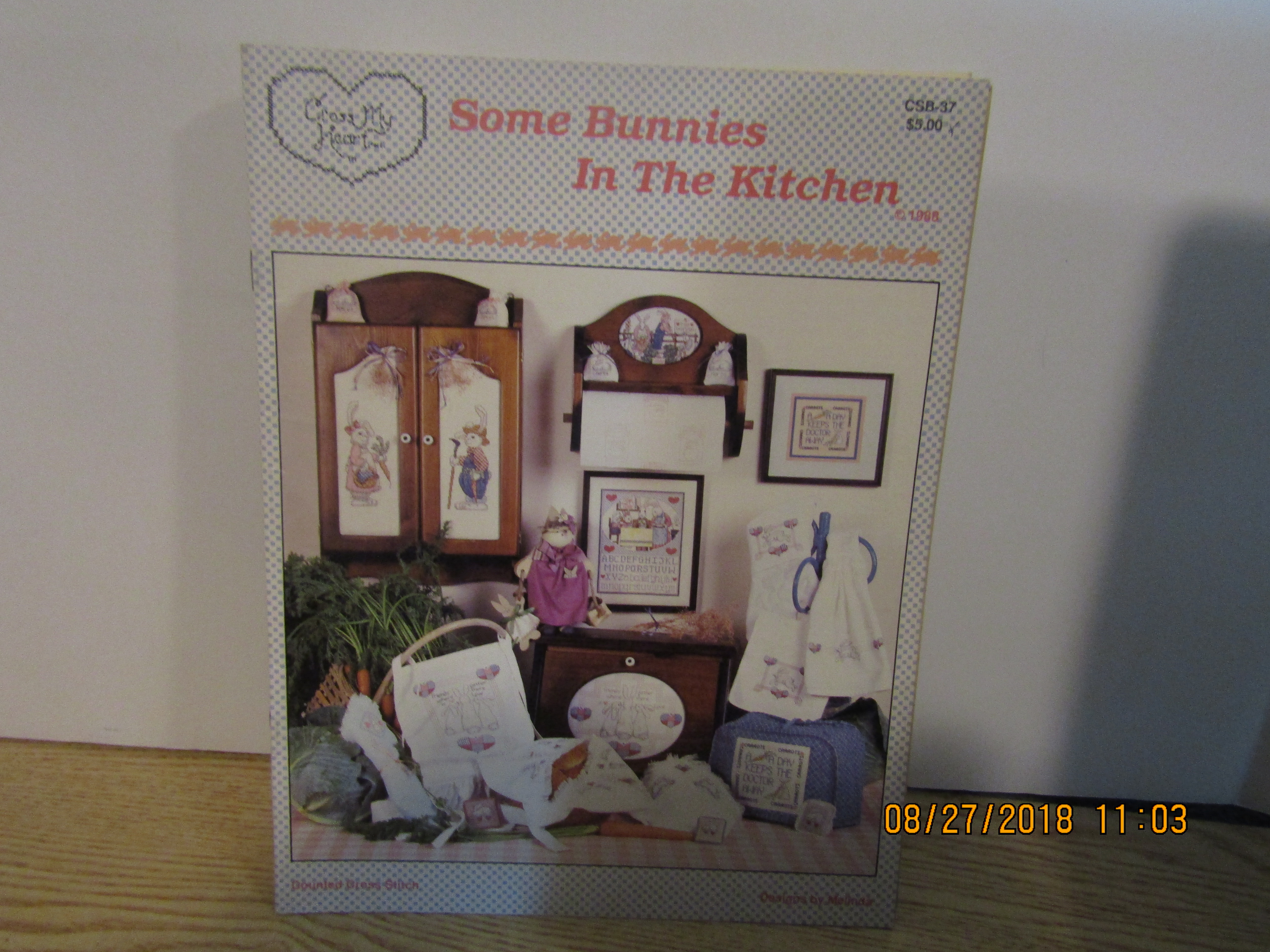 Cross My Heart Book Some Bunnies In The Kitchen #csb37