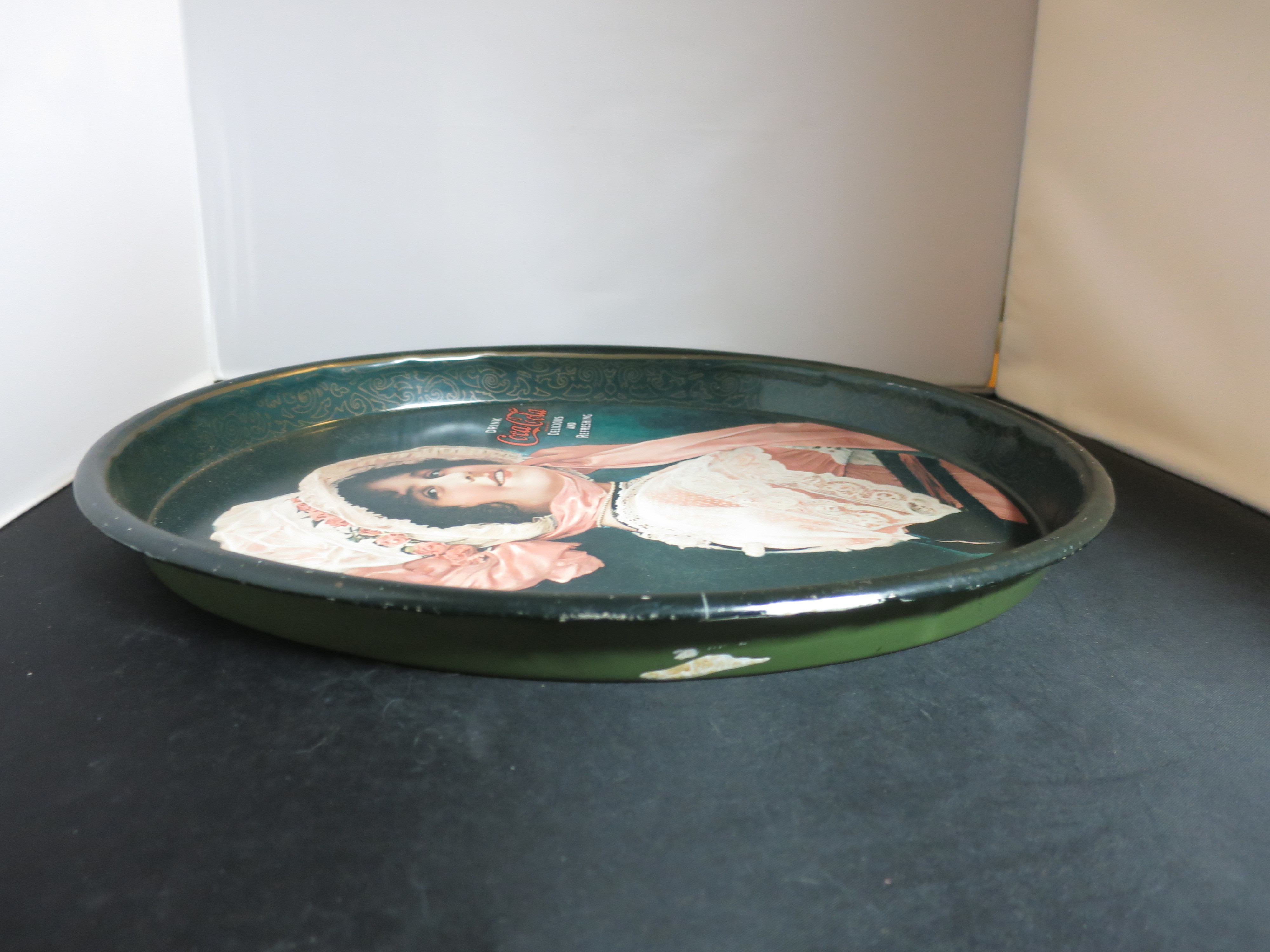 Betty Girl Drink Coca Cola Oval Metal Tray 1914 reproduction 1972