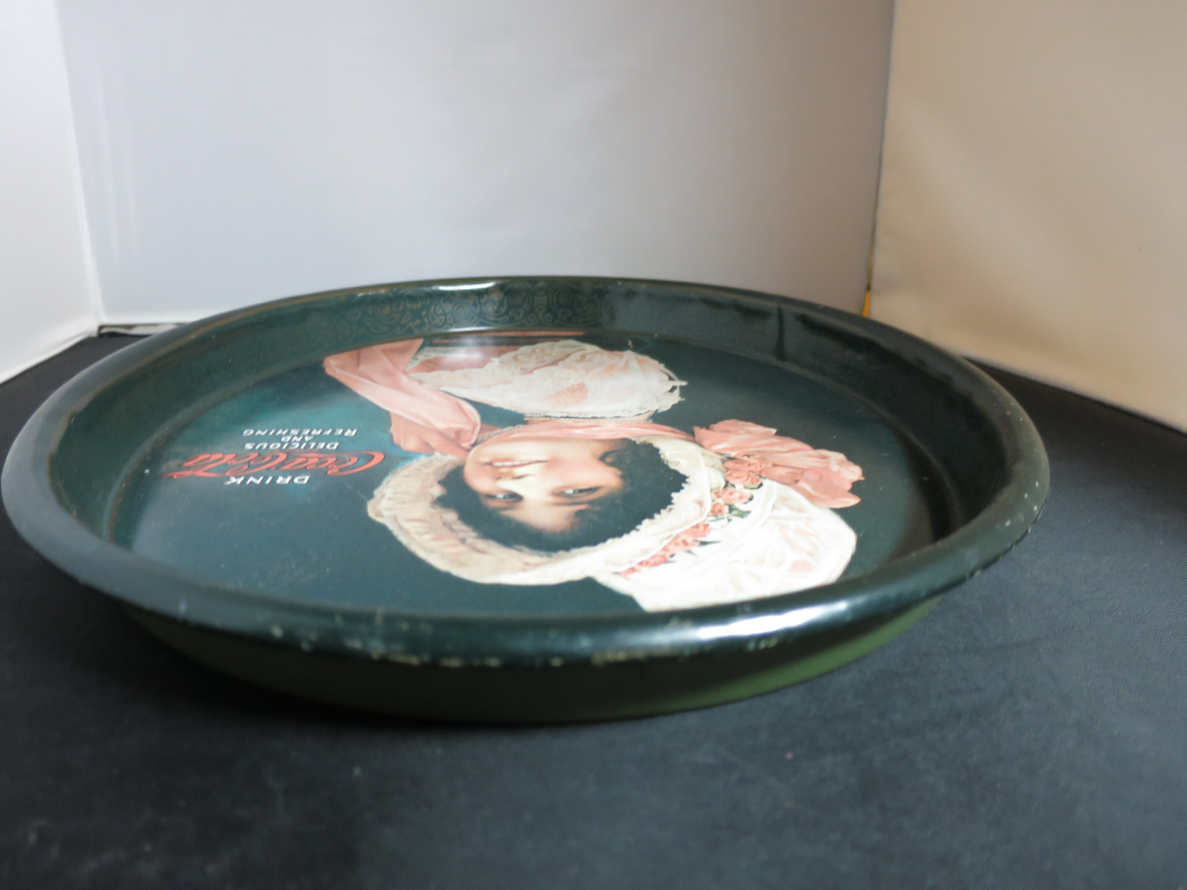 Betty Girl Drink Coca Cola Oval Metal Tray 1914 reproduction 1972