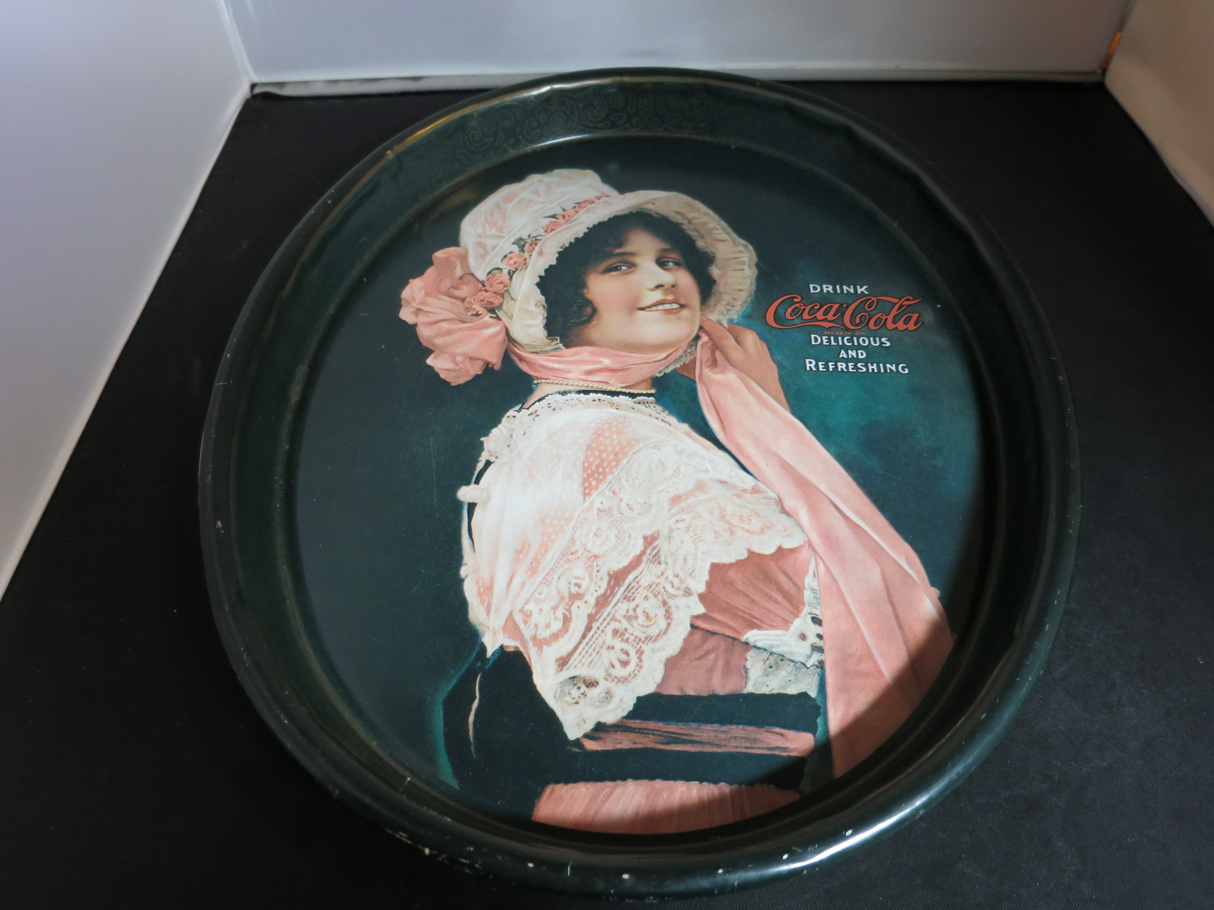 Betty Girl Drink Coca Cola Oval Metal Tray 1914 reproduction 1972