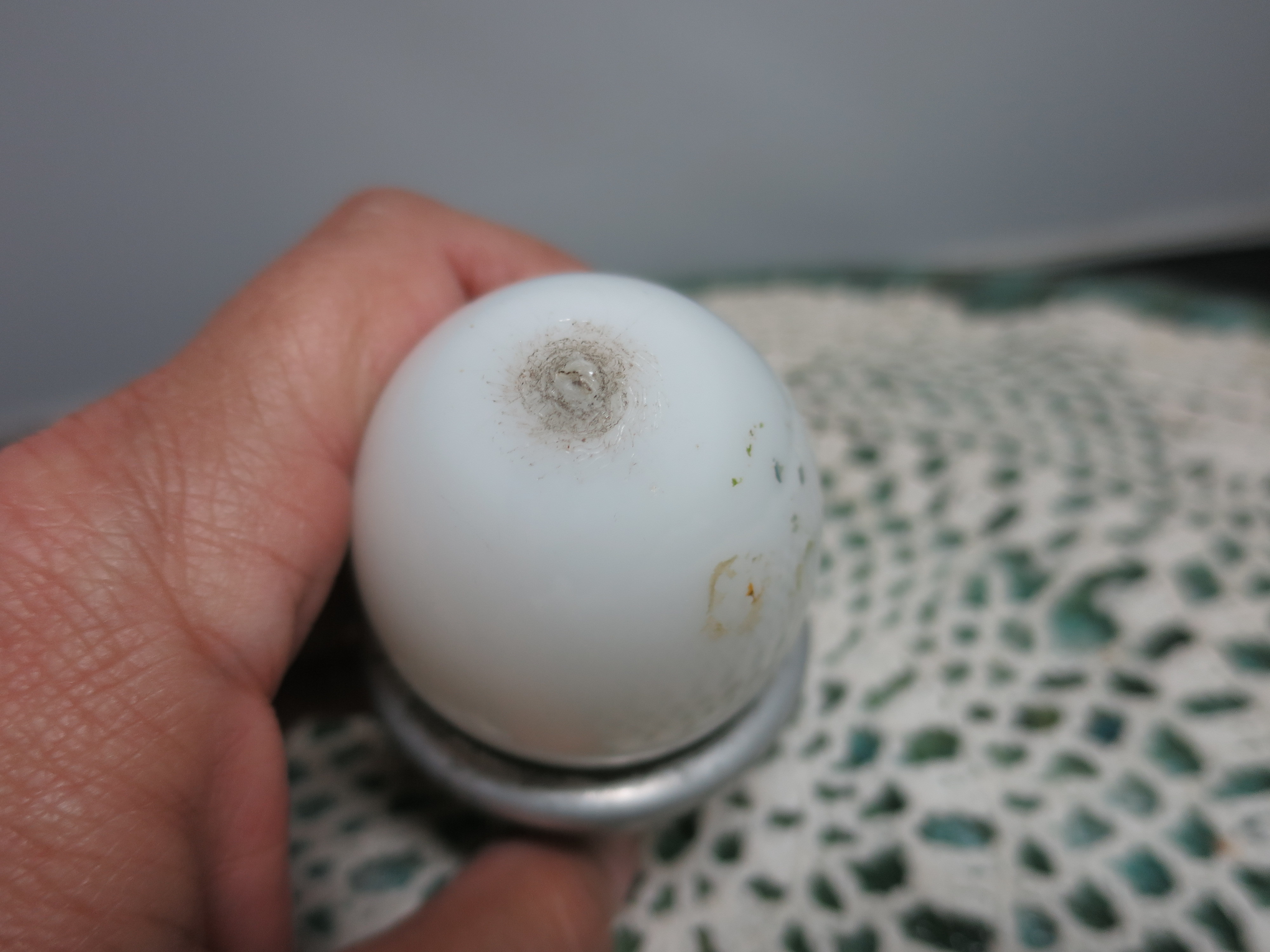 Victorian Blown Glass Egg 2 3/4 inches Brooding Egg