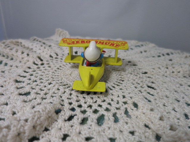 Ertl Aero Smurf Earth Yellow Metal Airplane Toy 1982