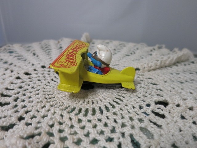 Ertl Aero Smurf Earth Yellow Metal Airplane Toy 1982