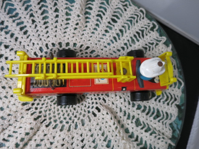 Fisher Price #630 Fire Truck
