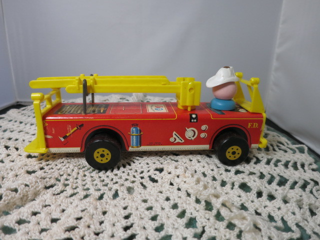 Fisher Price #630 Fire Truck