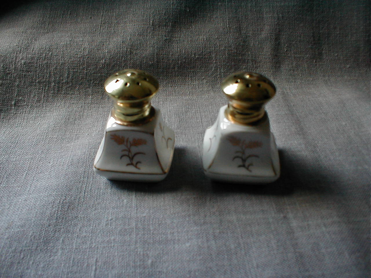 Minature Salt and Pepper Shakers