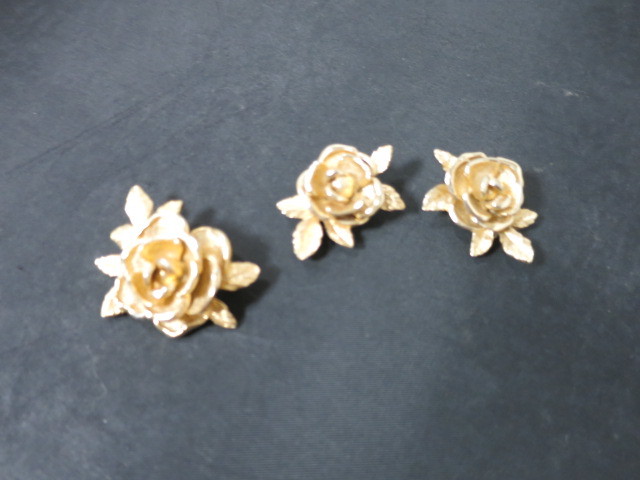 Sarah Coventry American Beauty Rose Blossom Brooch Clip Earrings