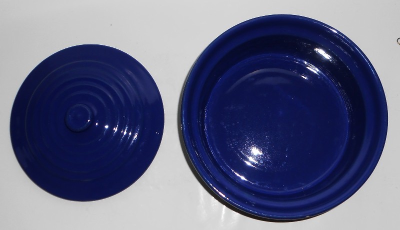 VINTAGE Bauer Pottery Ring Ware Cobalt LARGE Casserole w/Lid