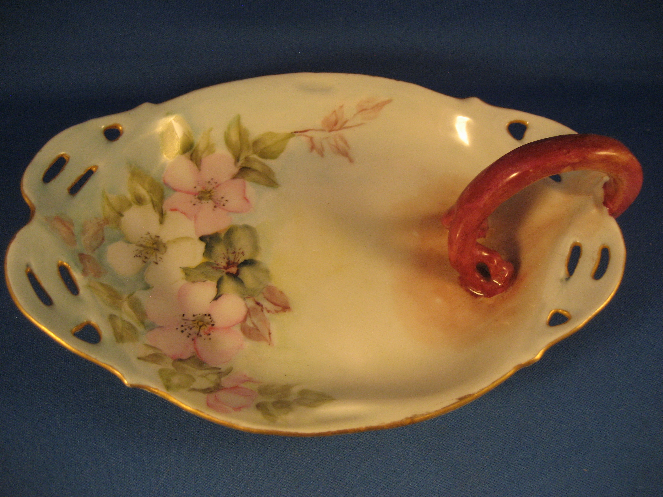 Racine Handled Candy Dish