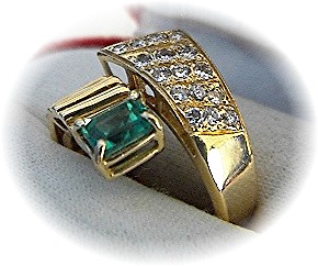 Ring 14K Yellow Gold 1 ct Emerald and Diamond