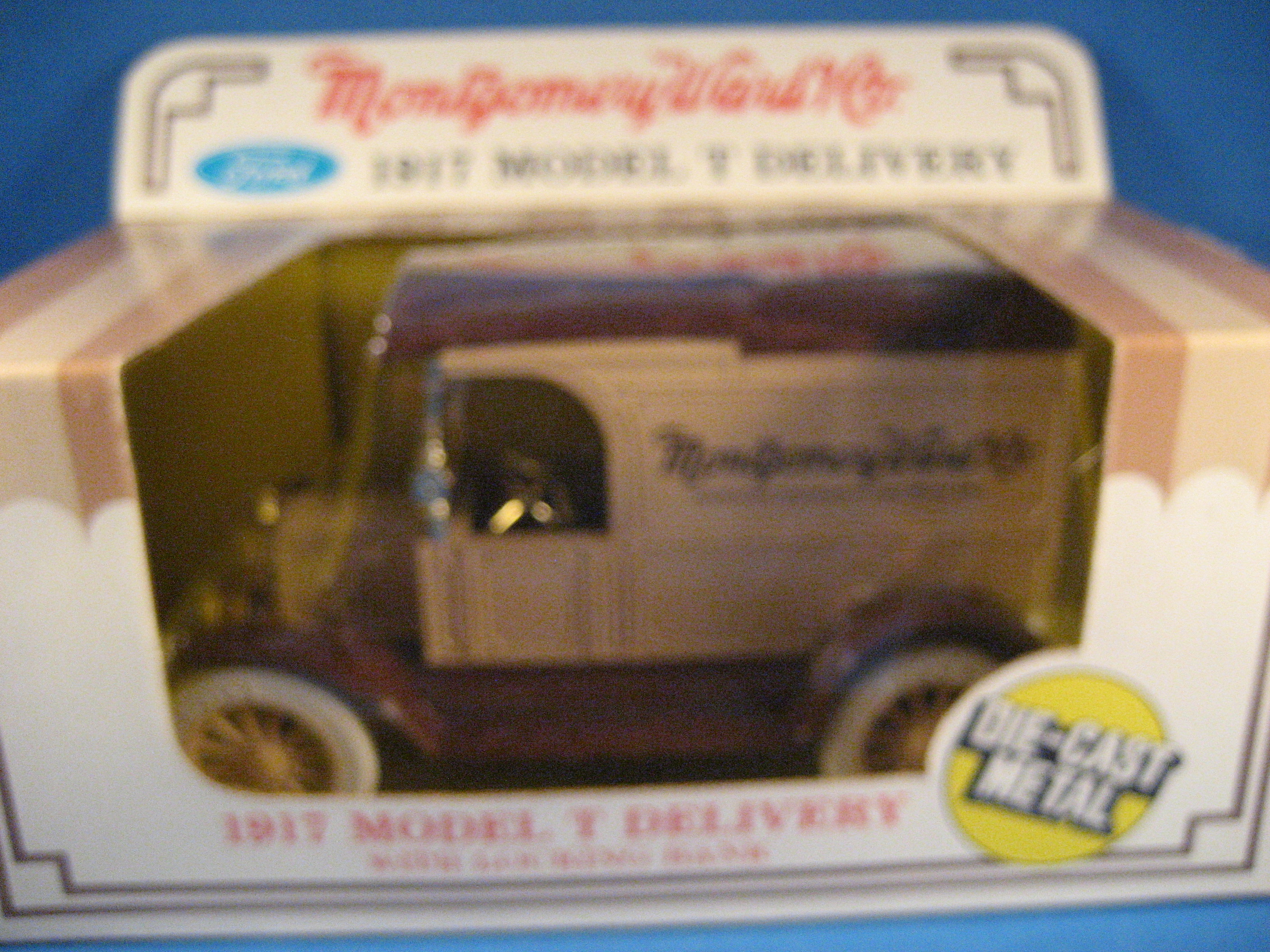 Ertl Montgomery Ward Co 1917 Model T Bank
