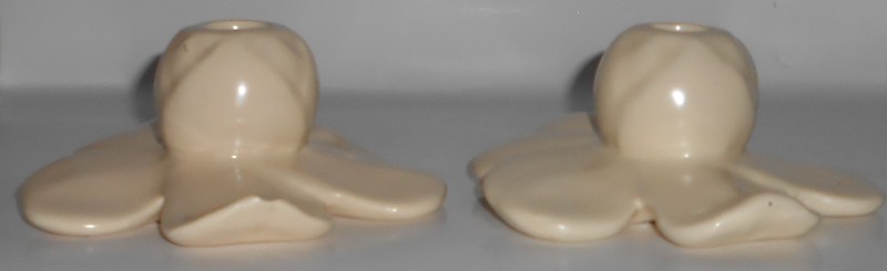 VINTAGE Caliente Pottery Matte Ivory PAIR Lily Pad Candlestick Holders