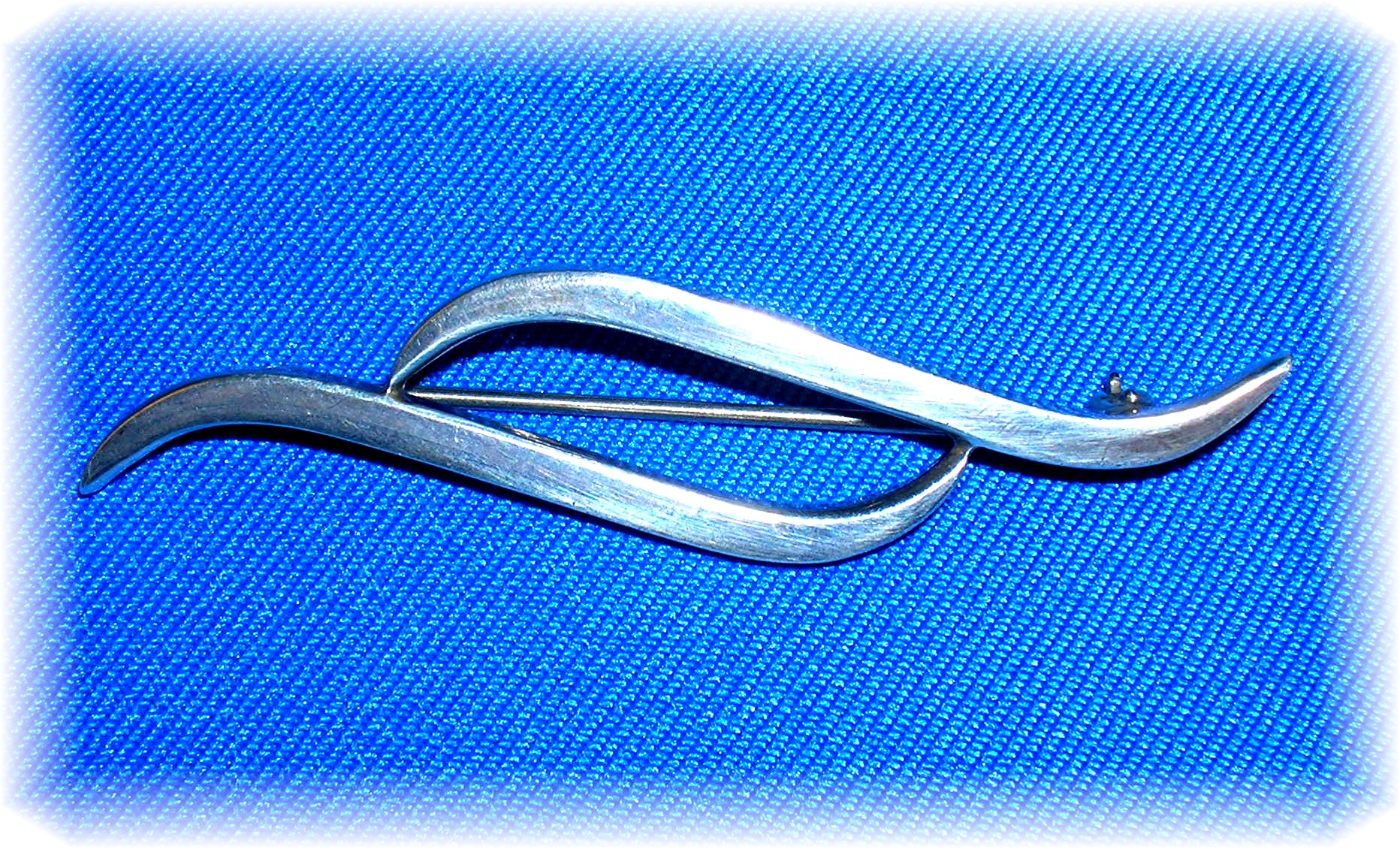 Sterling Silver Signed D SUTTON Brooch Pin