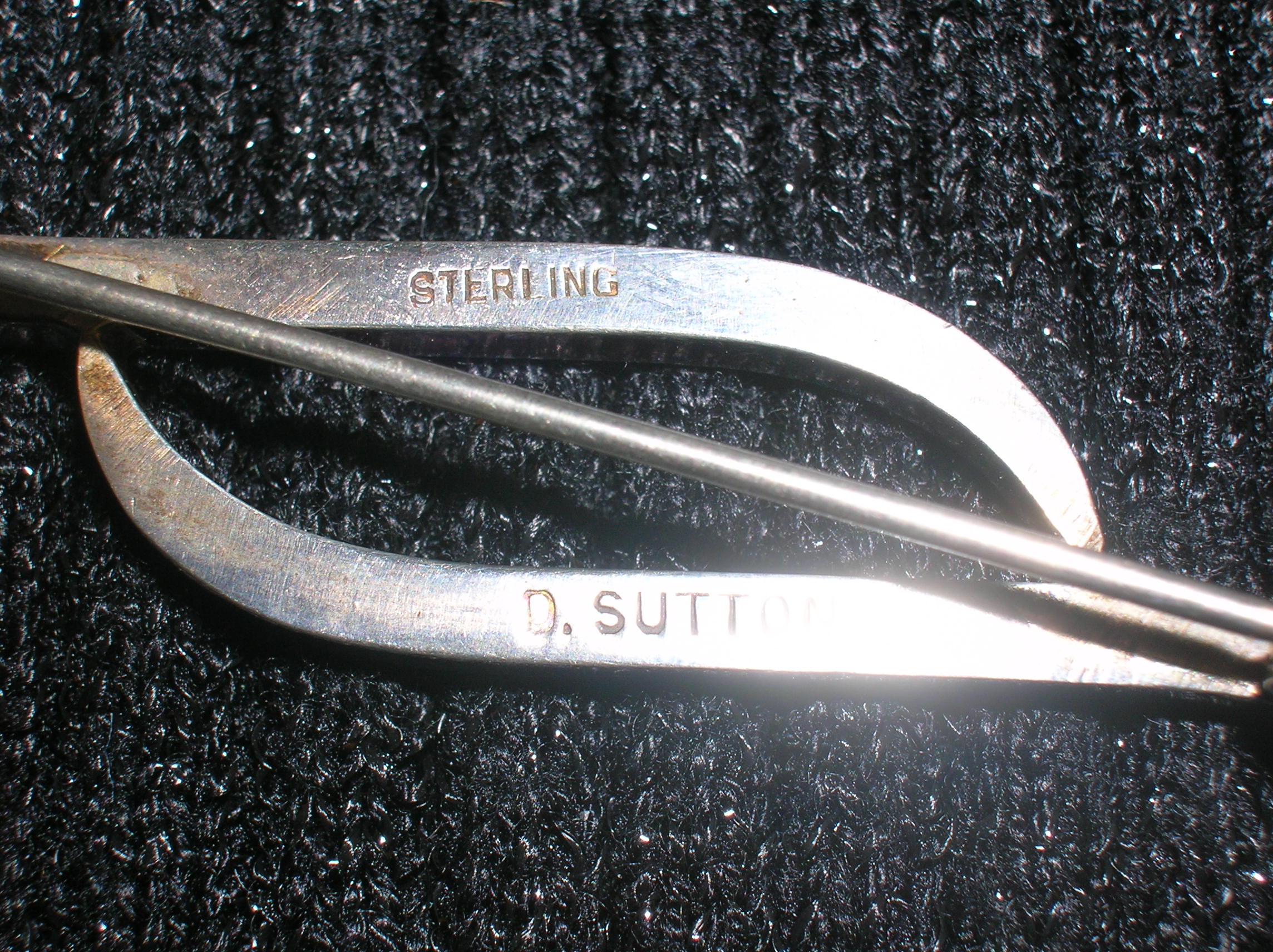 Sterling Silver Signed D SUTTON Brooch Pin