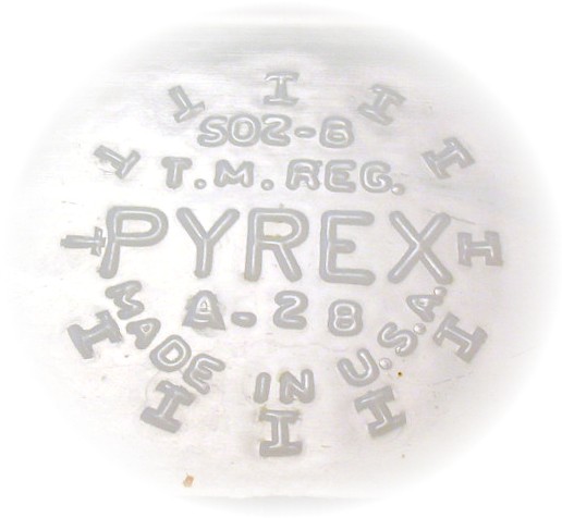 PYREX REFRIGERATOR GLASS DISH W/ LID 60s