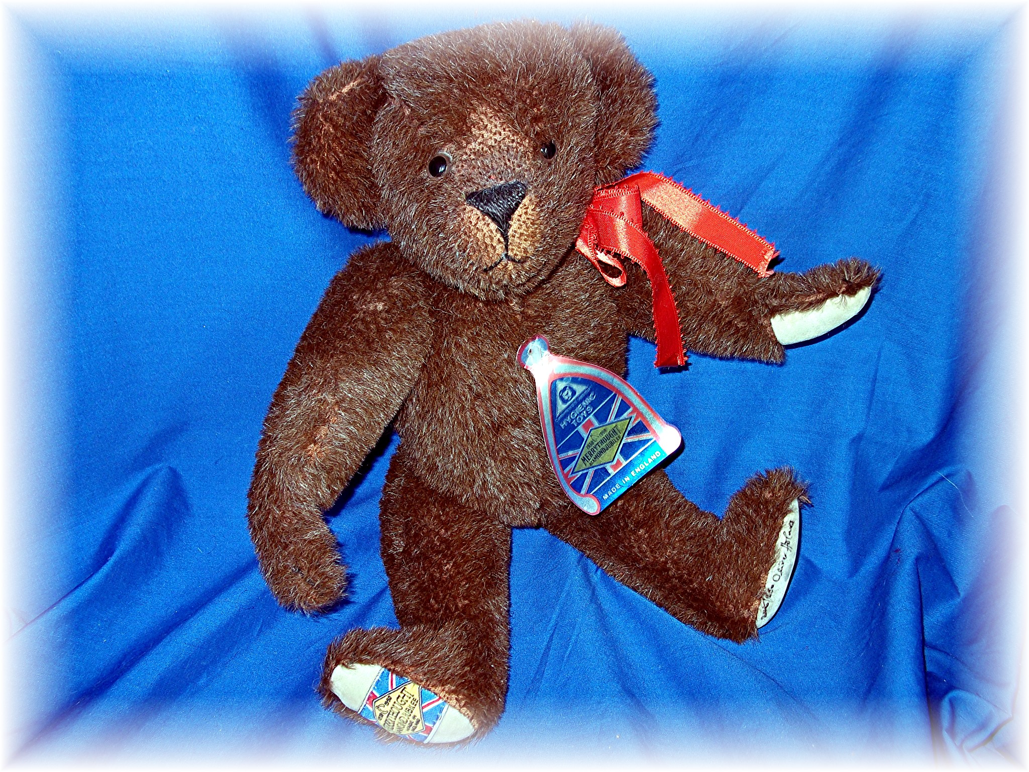 Merrythoughts Mohair jointed with growler and tags