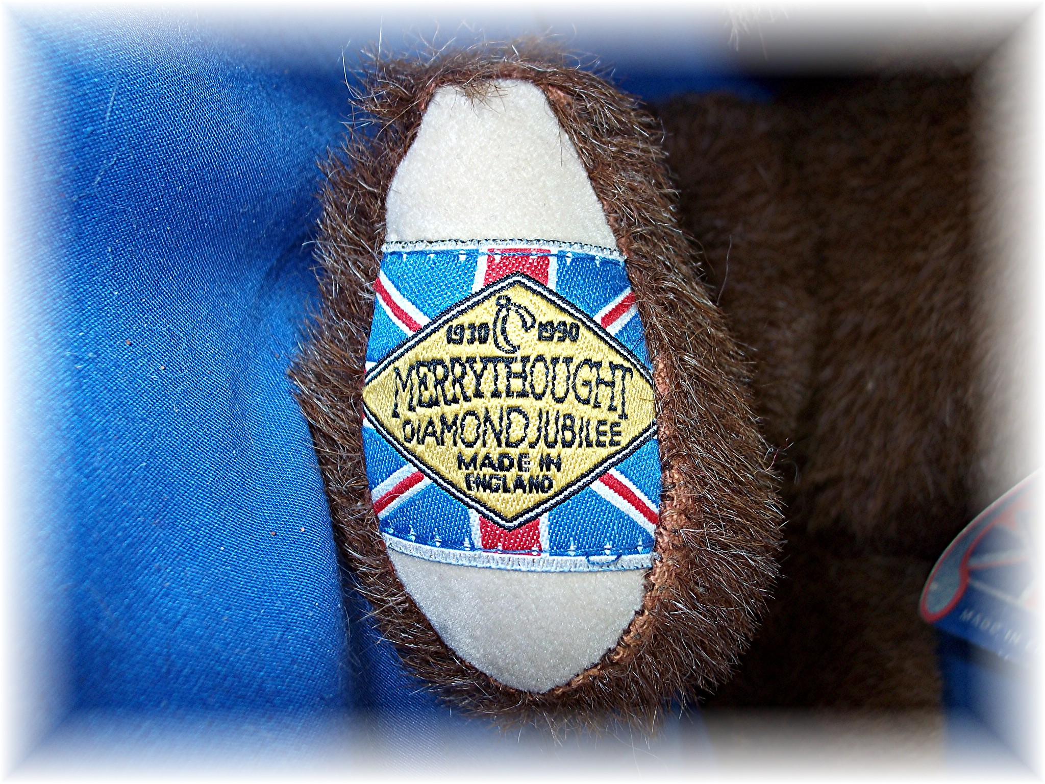 Merrythoughts Mohair jointed with growler and tags