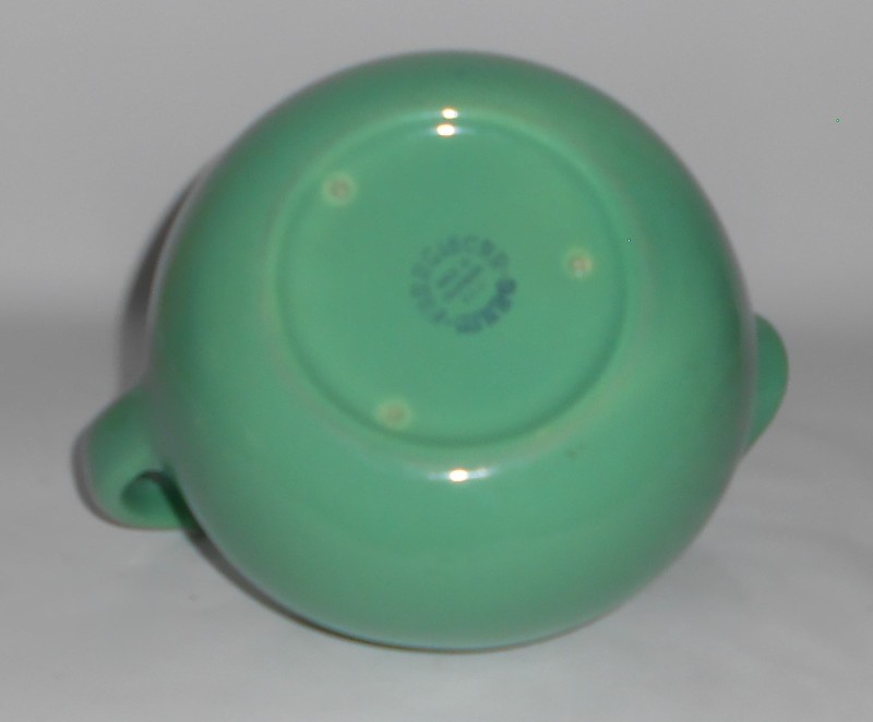 VINTAGE Franciscan Pottery El Patio Gloss Apple Green #99 Ice Lip Ball Pitcher