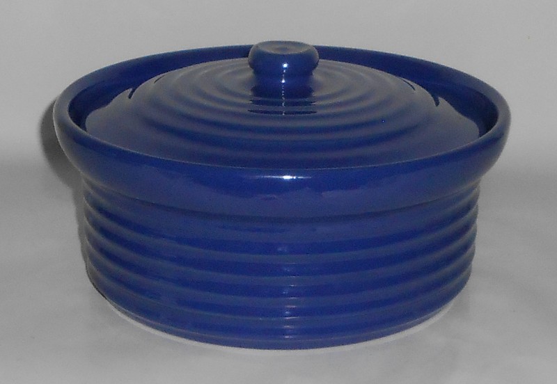 VINTAGE Bauer Pottery Ring Ware Cobalt LARGE Casserole w/Lid