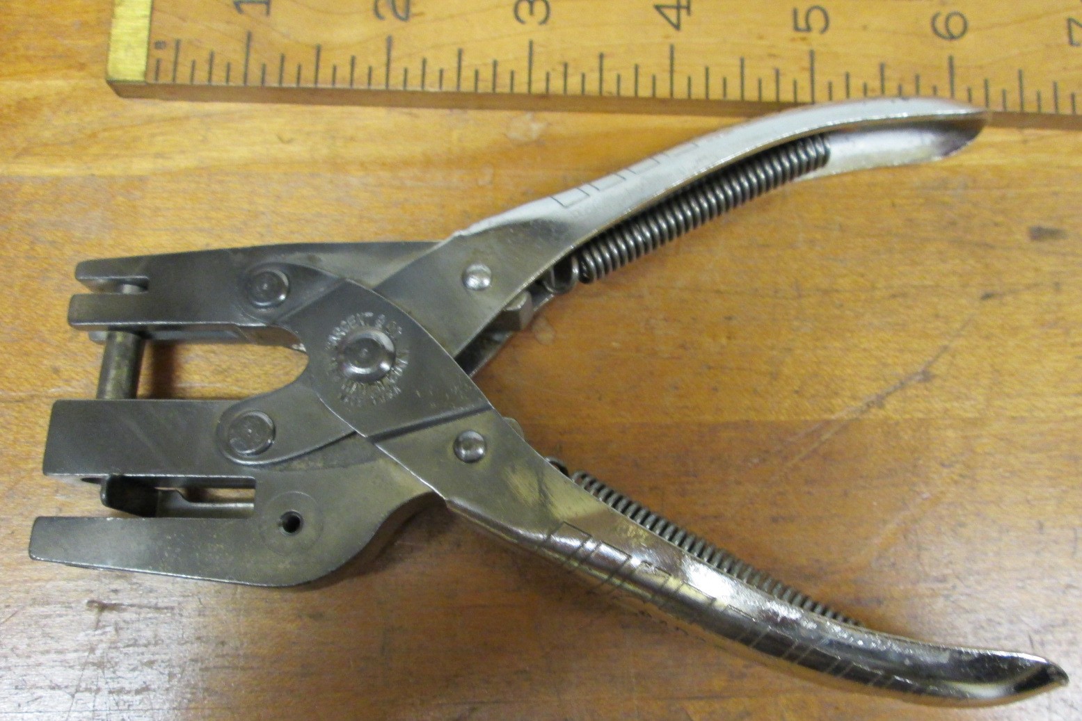 Sargent Parallel Jaw Punch Pliers 1/2 inch