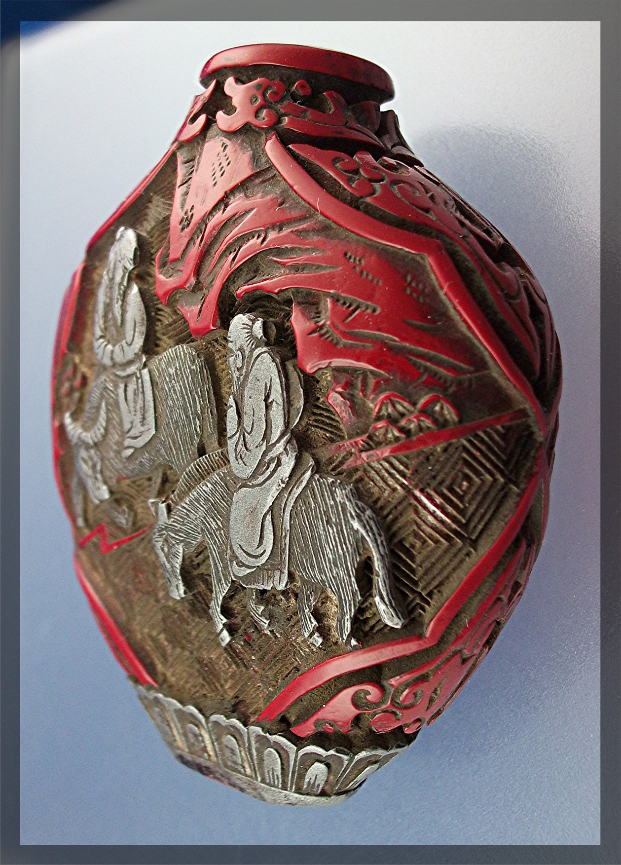 Antique SNUFF BOTTLE, RARE