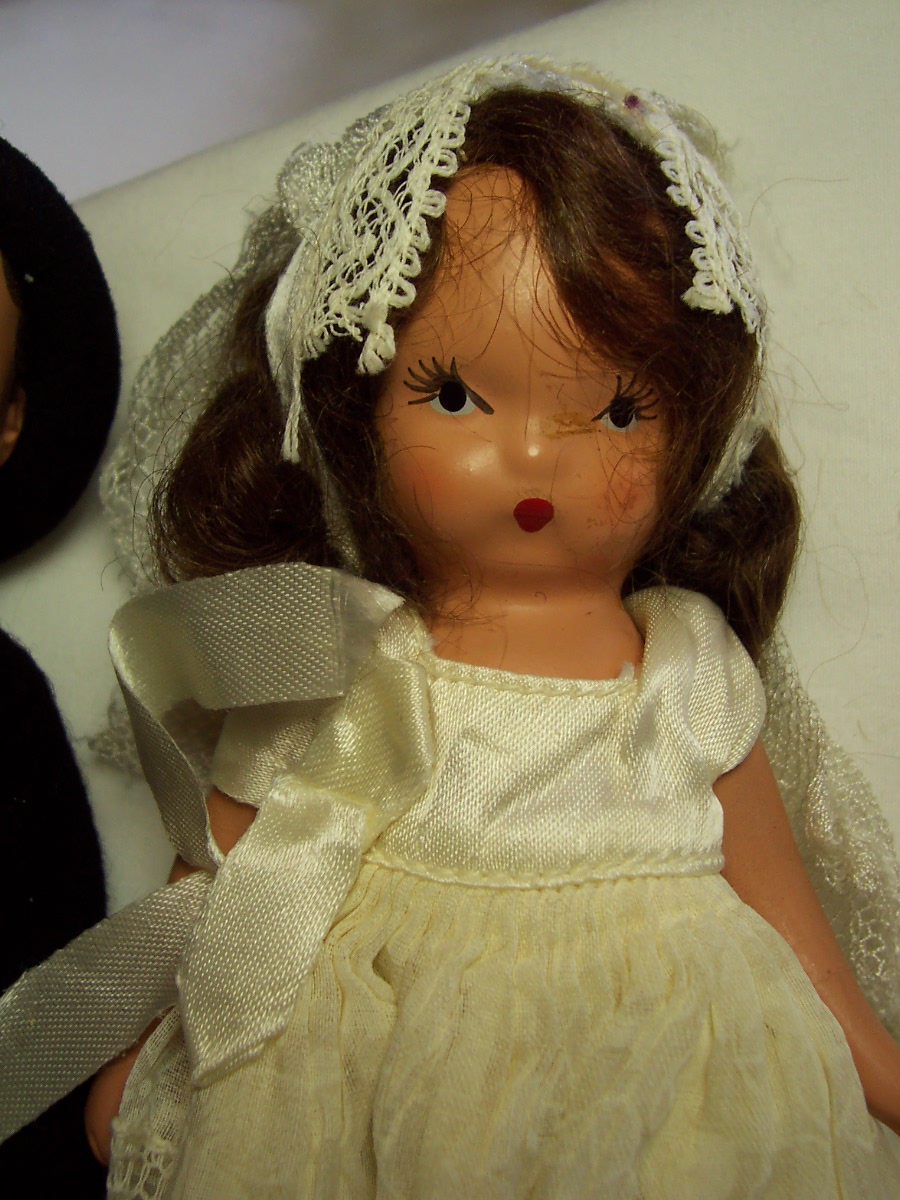 Nancy Ann Storybook Dolls Bride and Groom