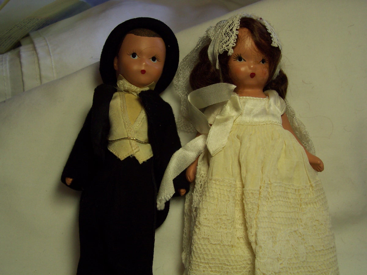Nancy Ann Storybook Dolls Bride and Groom