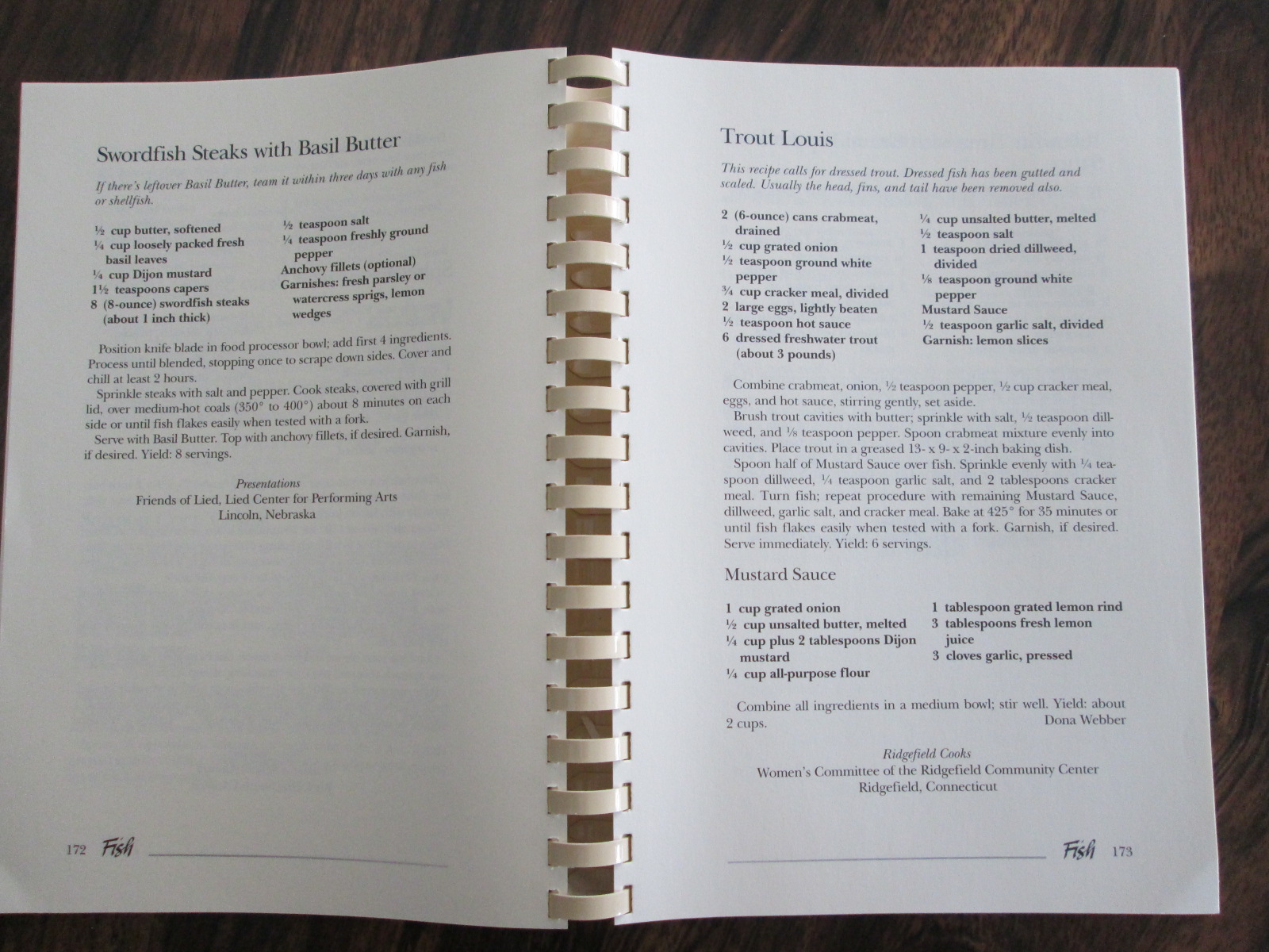 COOKBOOK America's Best Recipes Oxmoor