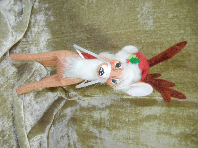 Cristmas Annalee 10 inch Reindeer 2009