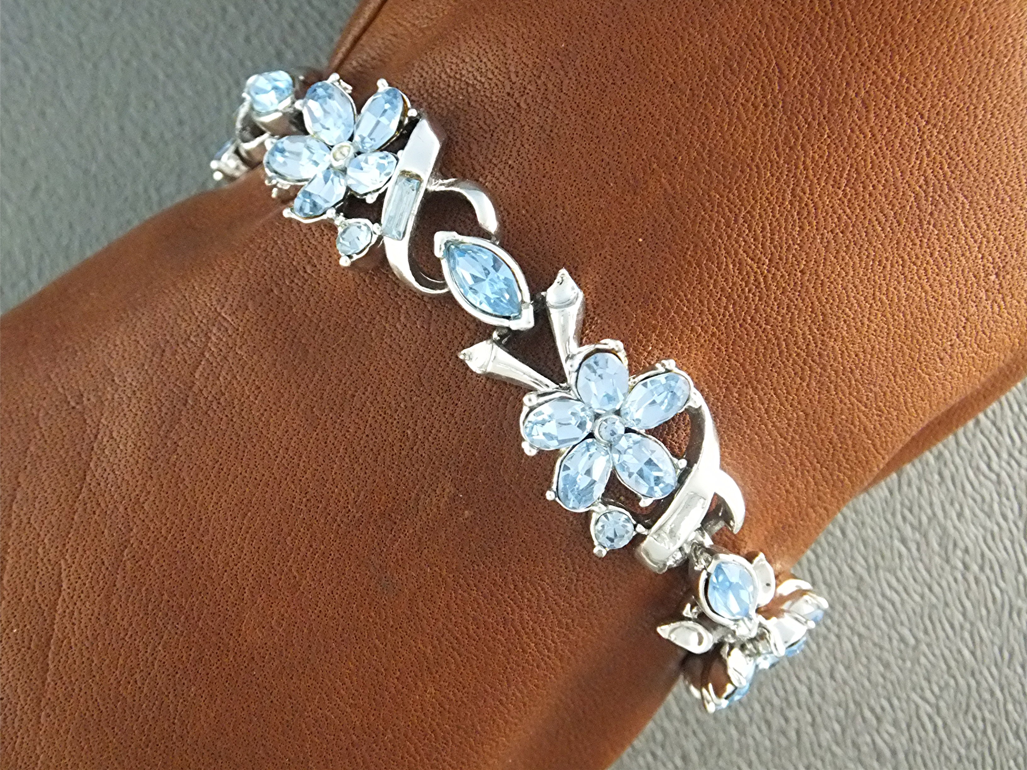 Bracelet Rhodium Silver Blue Crystals CORO
