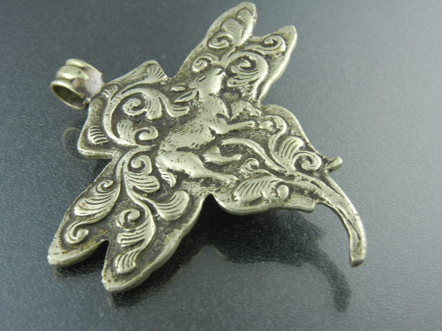 Nepal Silver Pearl Coral Bug 2 Sided  Pendant