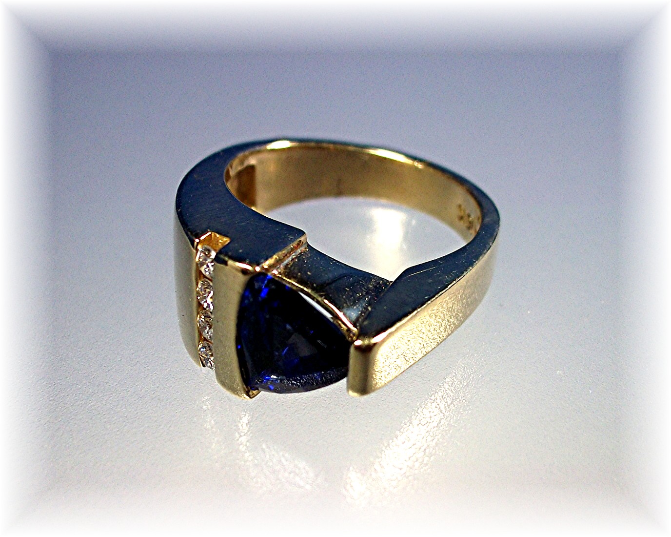JOHN ATENCIO 18K Gold Diamond Sapphire Ring