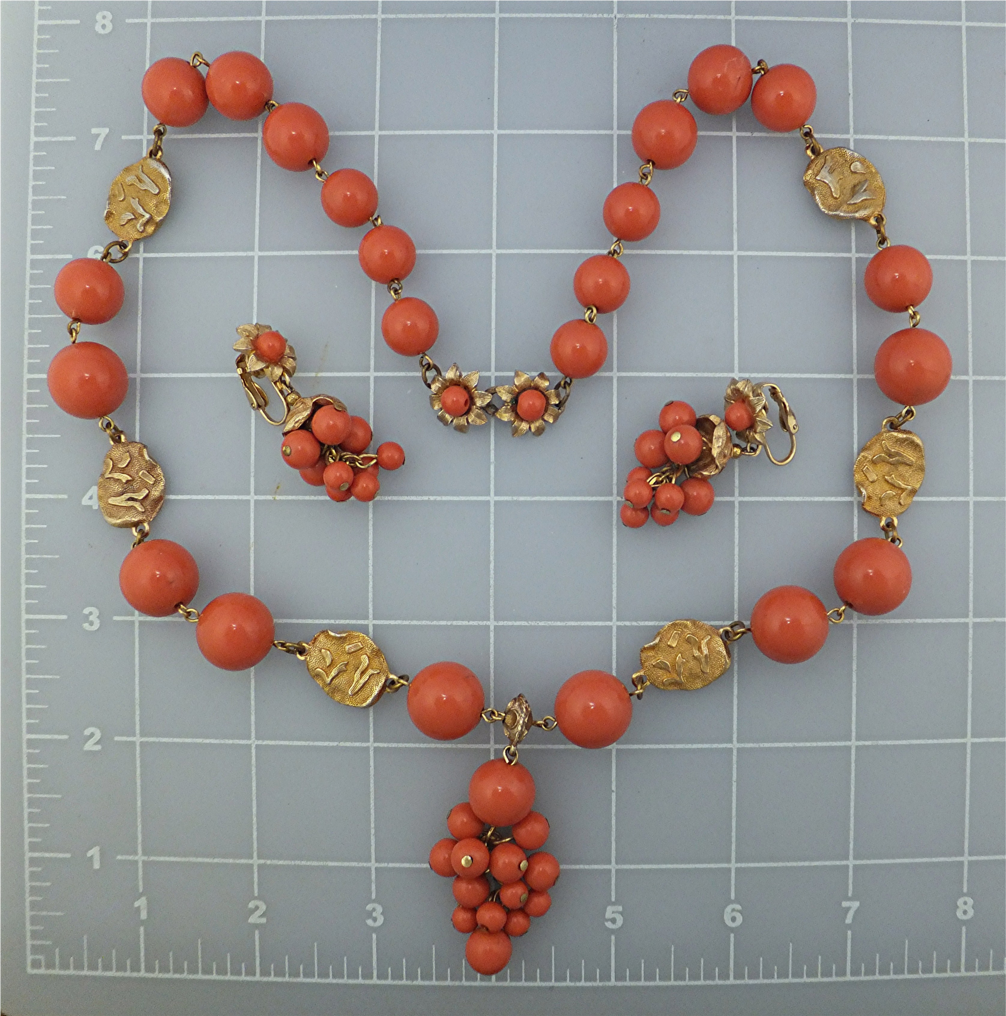 Necklace Earrings Coral Gold Lucite Vintage
