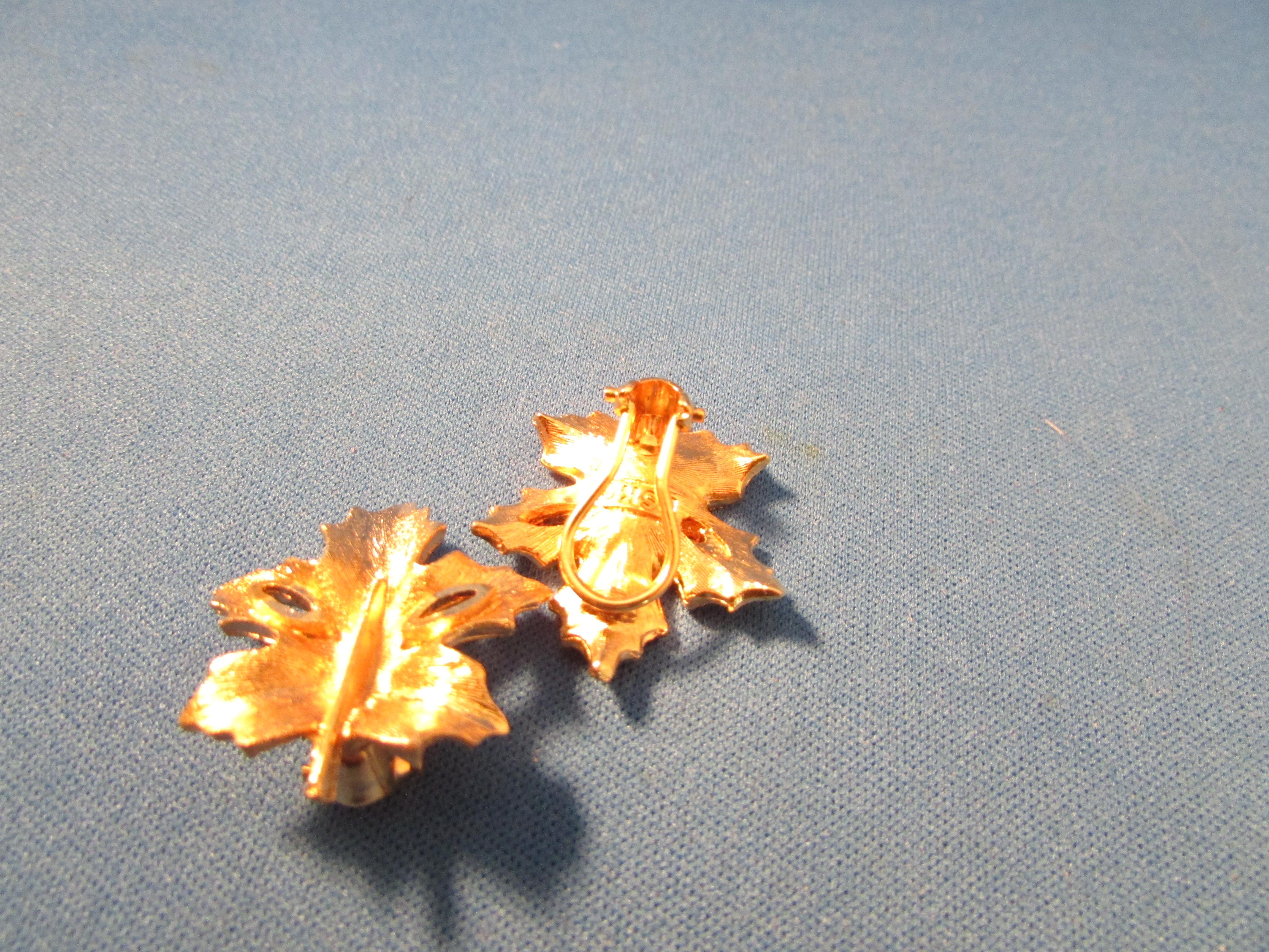 BSK Gold Leaf Earrings