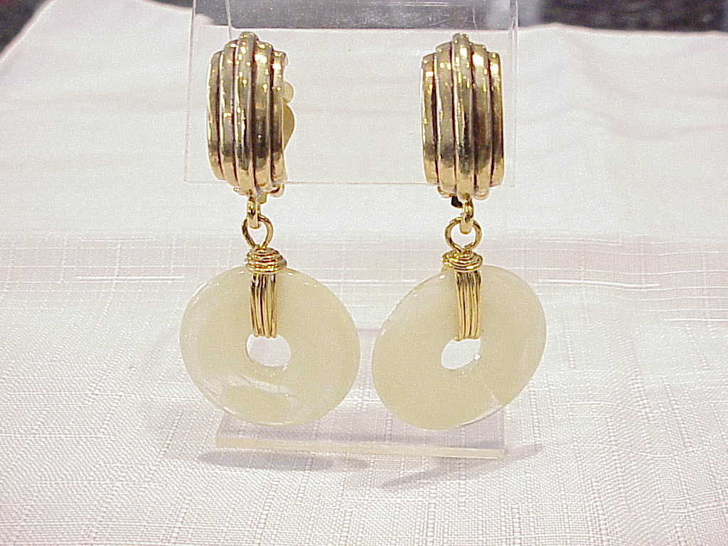 Vintage Dangling Marbled Ivory Lucite Gold Tone Clip Earrings
