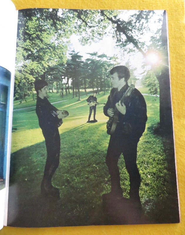 Life Magazine September 13, 1968 The Days In The Lives Of The Beatles