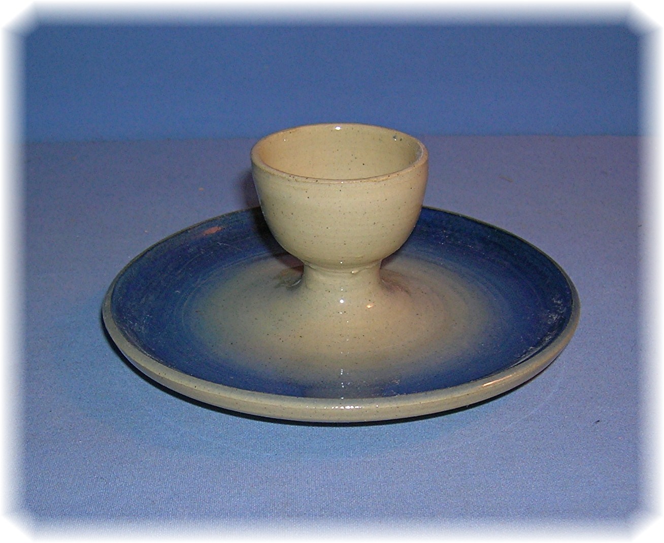English C King Wiltshire Blue Grey Pottery Egg Cup
