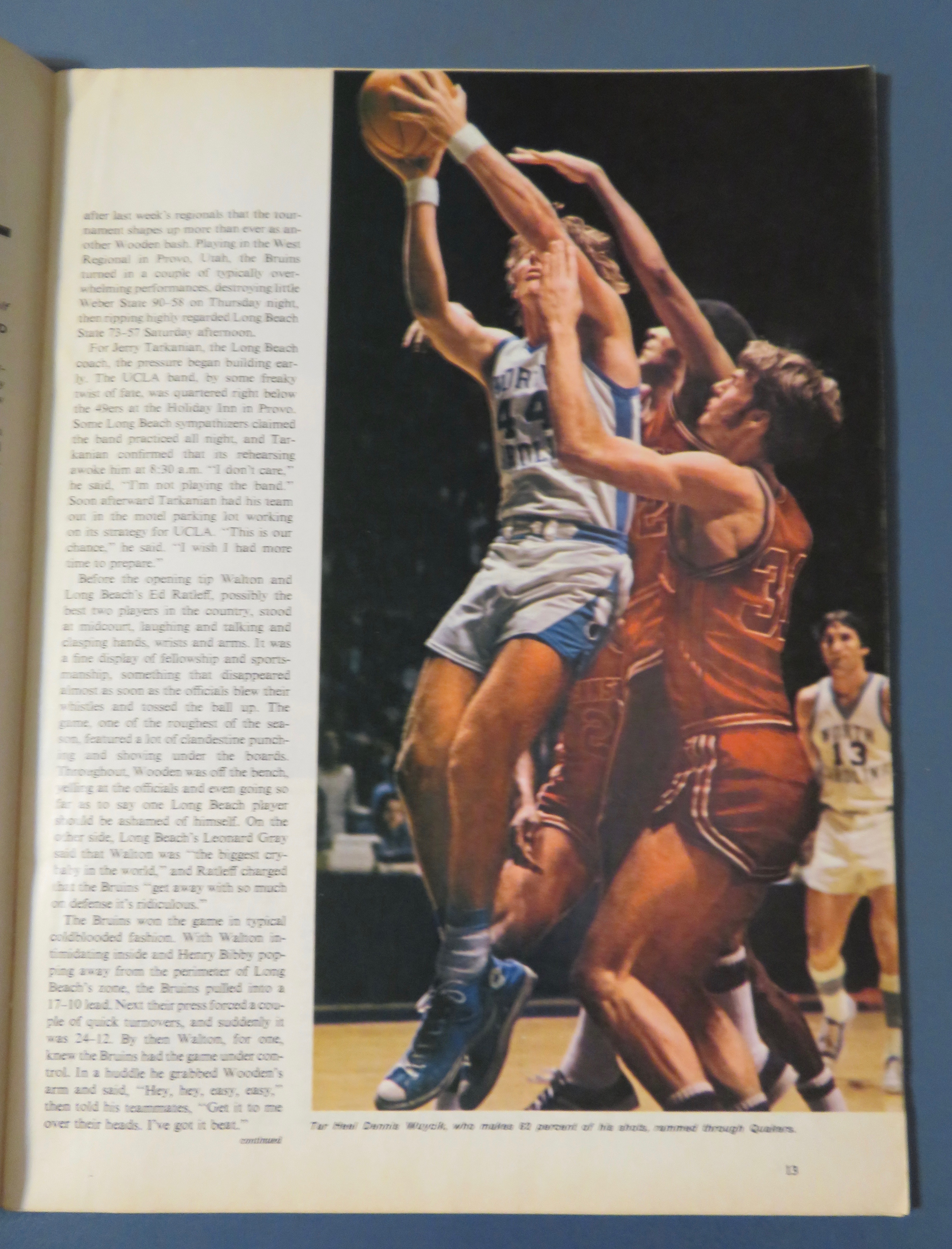 Sports Illustrated Magazine -March 27, 1972- Vida Blue