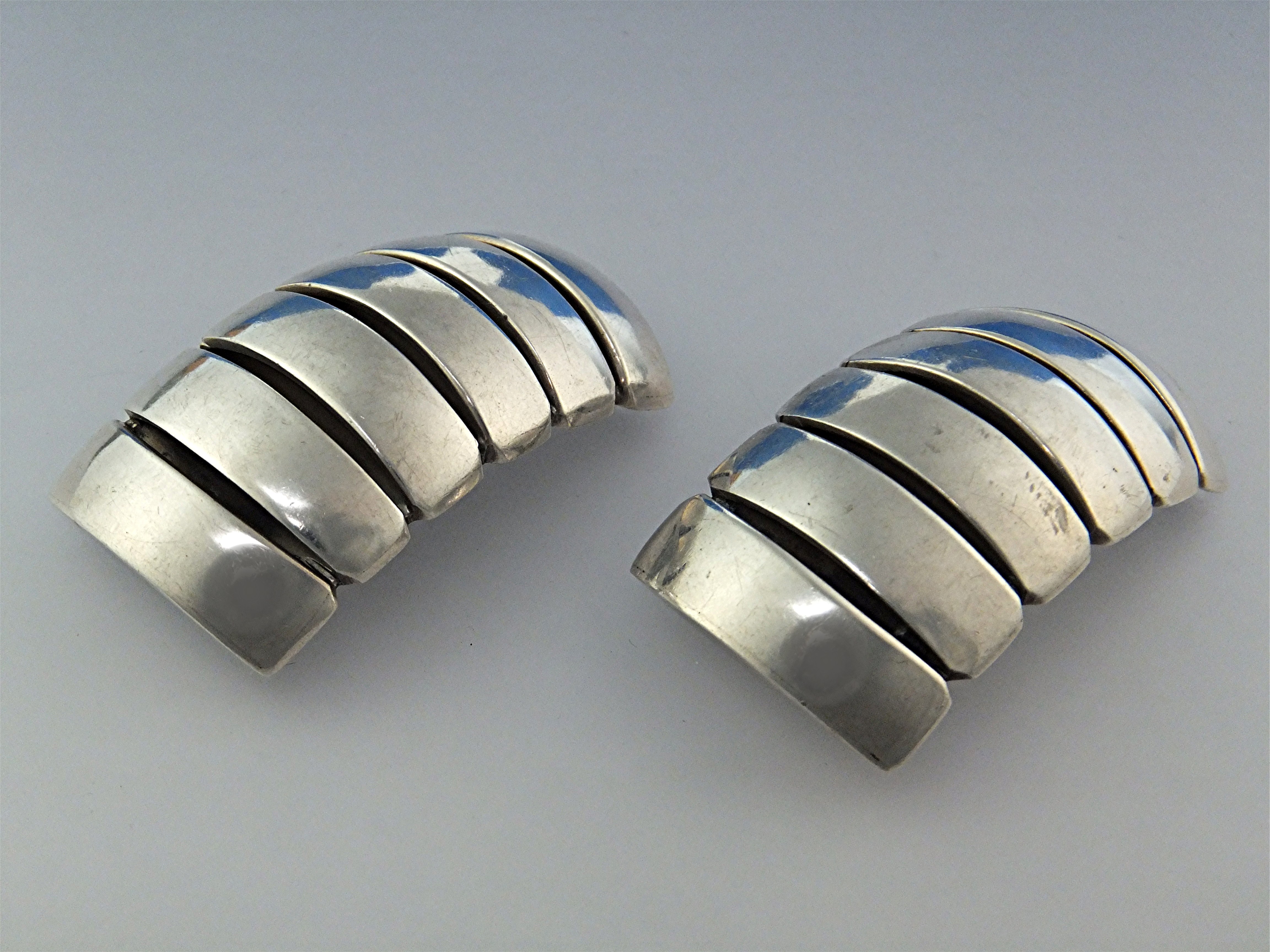 Taxco Mexico Sterling Silver Clip TM-72 SU Earrings