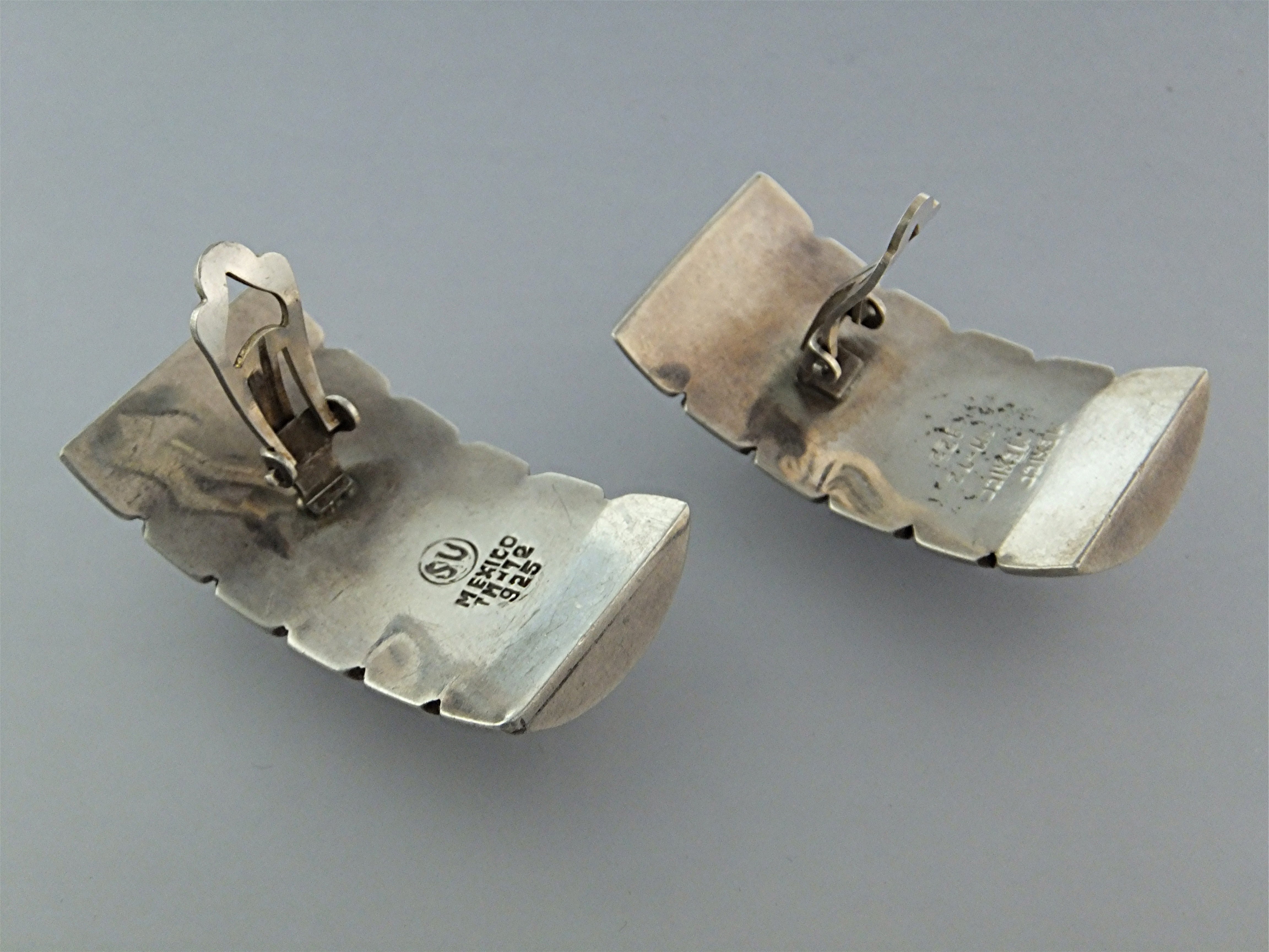 Taxco Mexico Sterling Silver Clip TM-72 SU Earrings