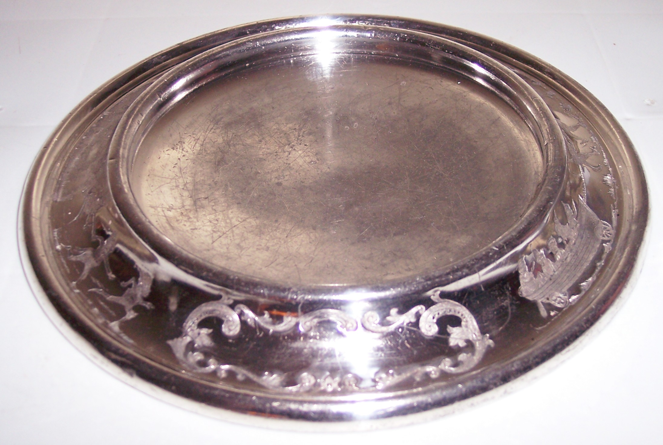 Antique Eureka Silver CO. 8.5 Baby Dish!  Great Design