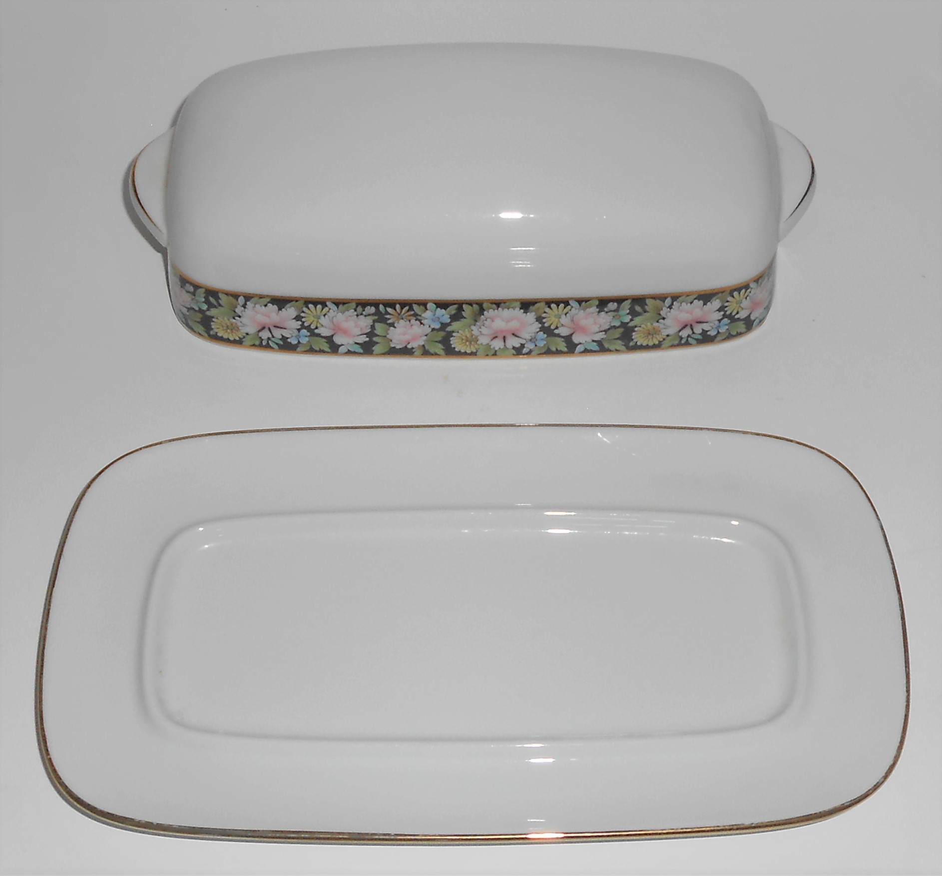 Noritake China Porcelain Rima Covered Butter Dish
