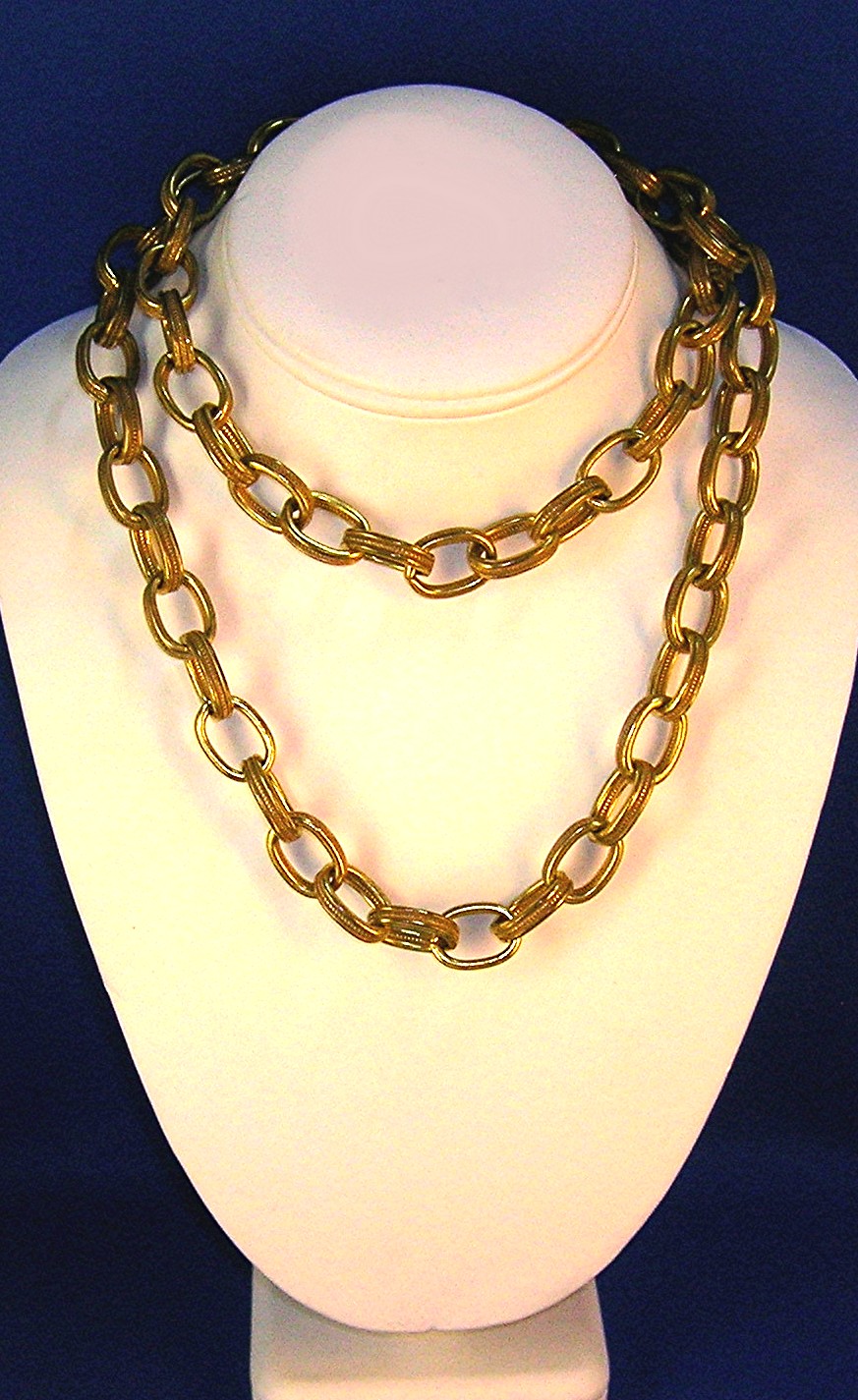 MIRIAM HASKELL Gold Link Chain