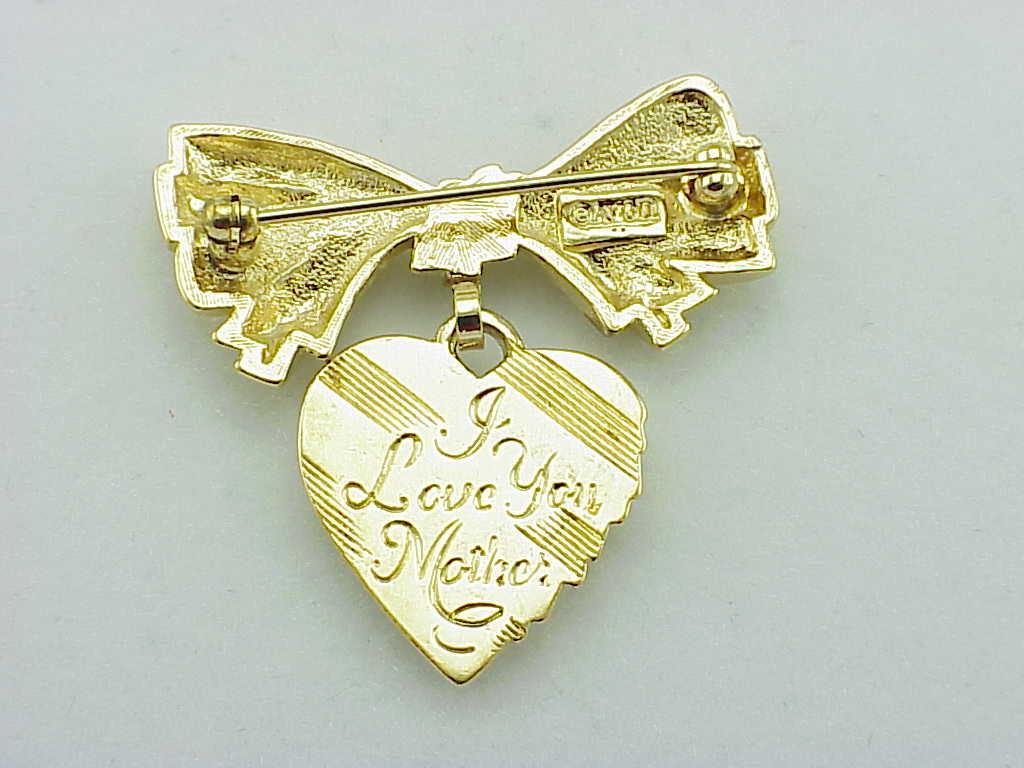 Avon I Love You Mother Dangling Heart And Bow Brooch