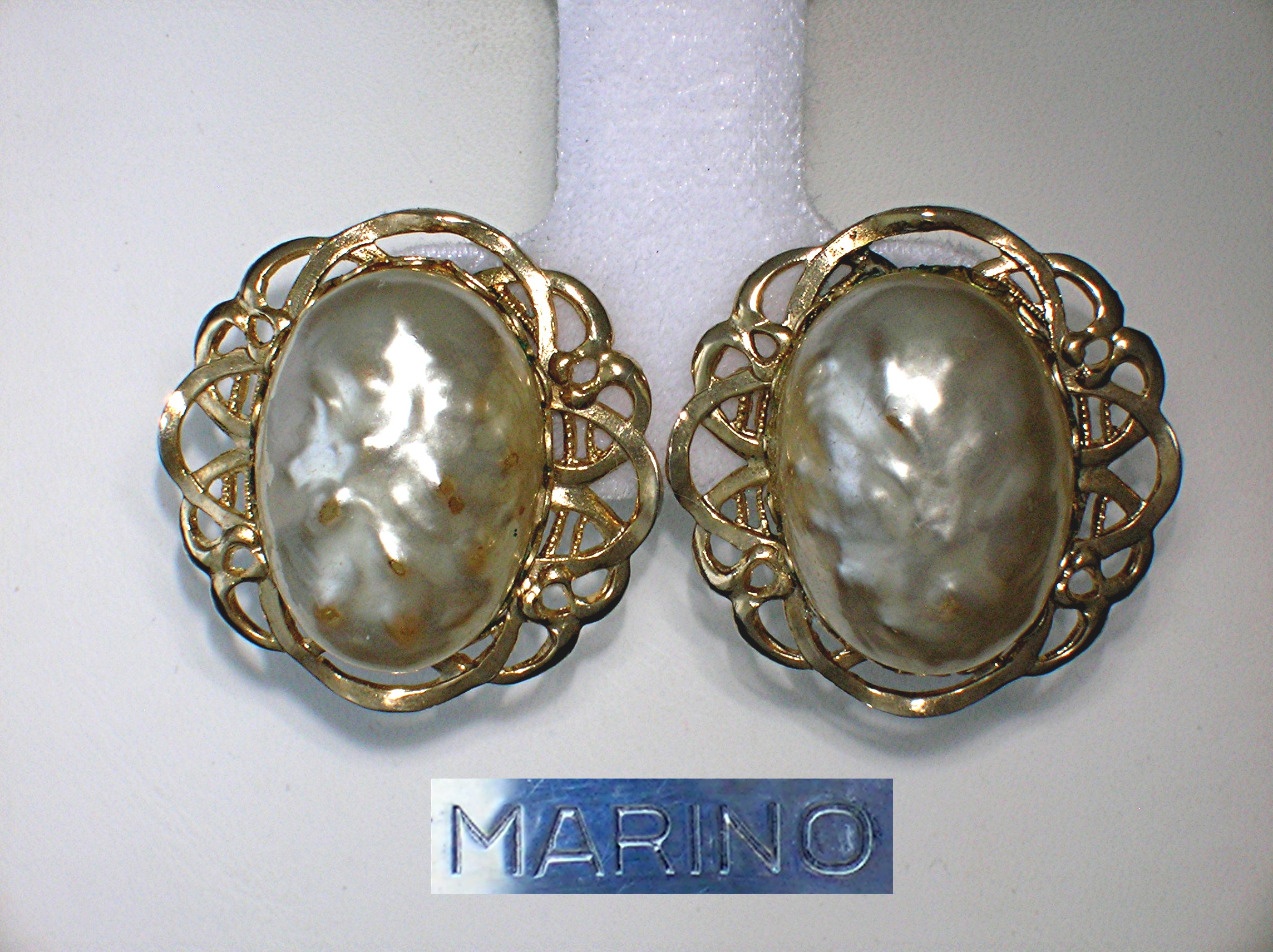 MARINO Clip Earrings Goldtone Filigree & Pearl