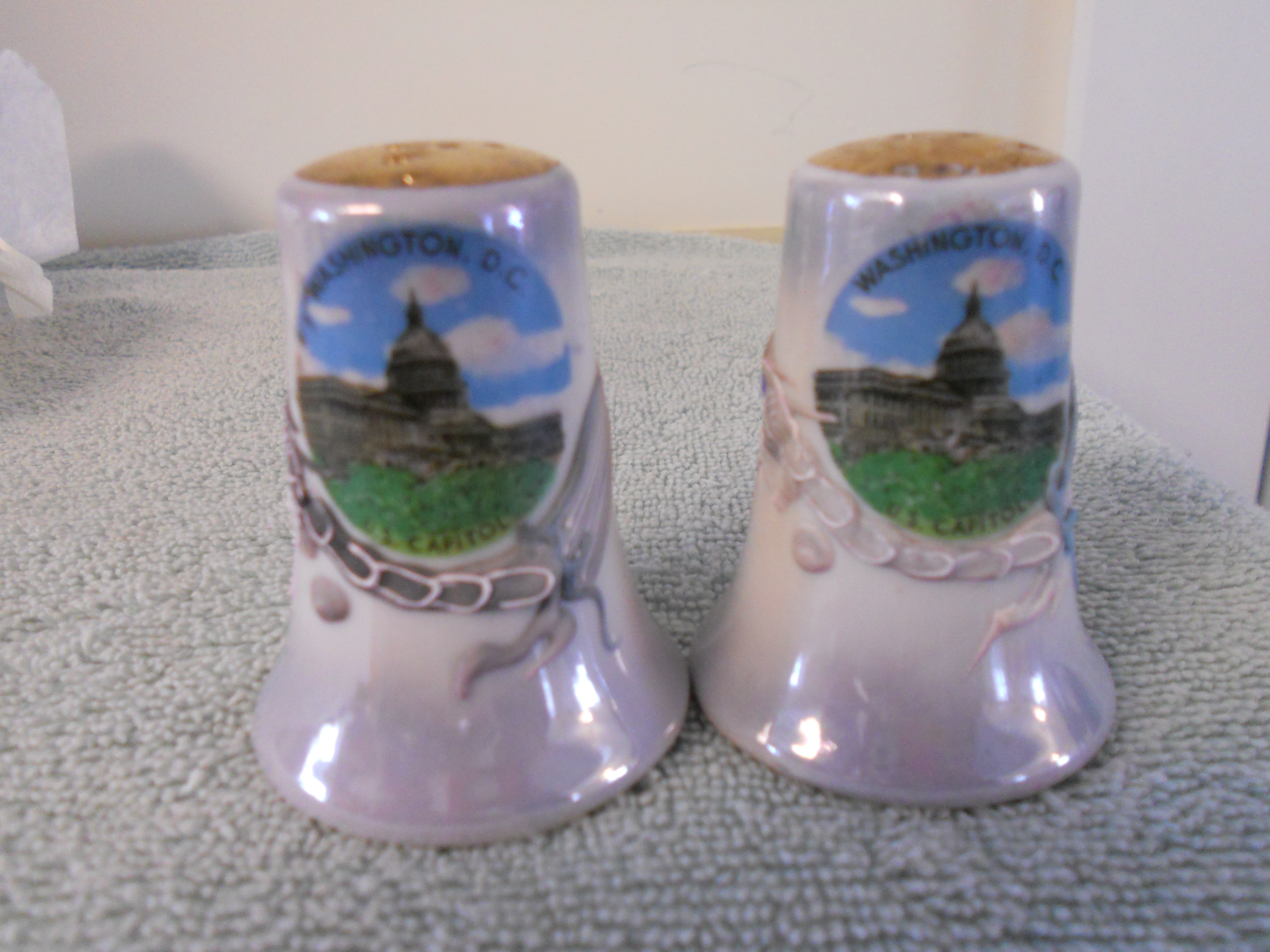 Dragon Moriage Salt Pepper Shakers US Capital