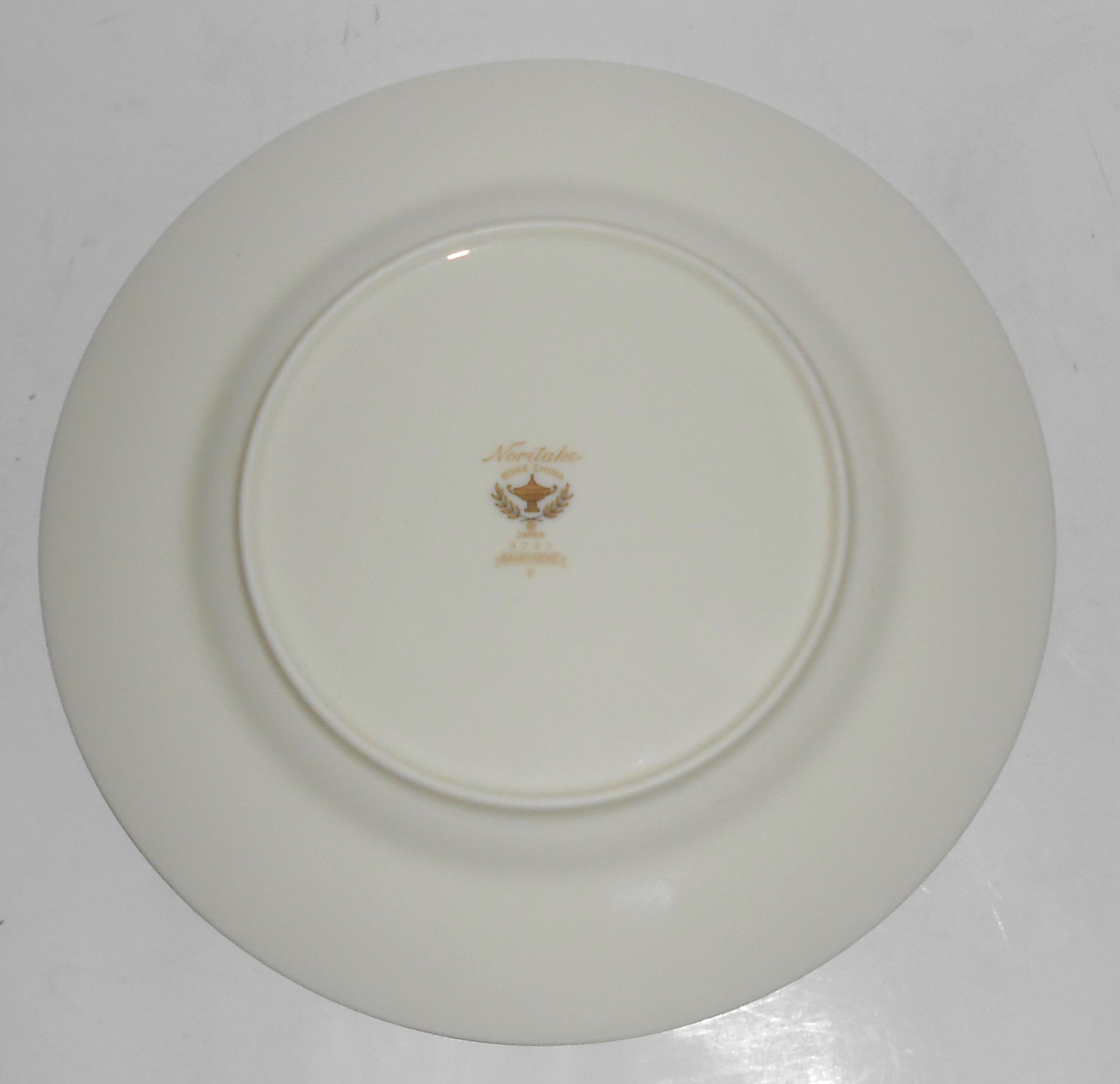 Noritake Porcelain China 9737 Barrymore W/Gold Salad Pl